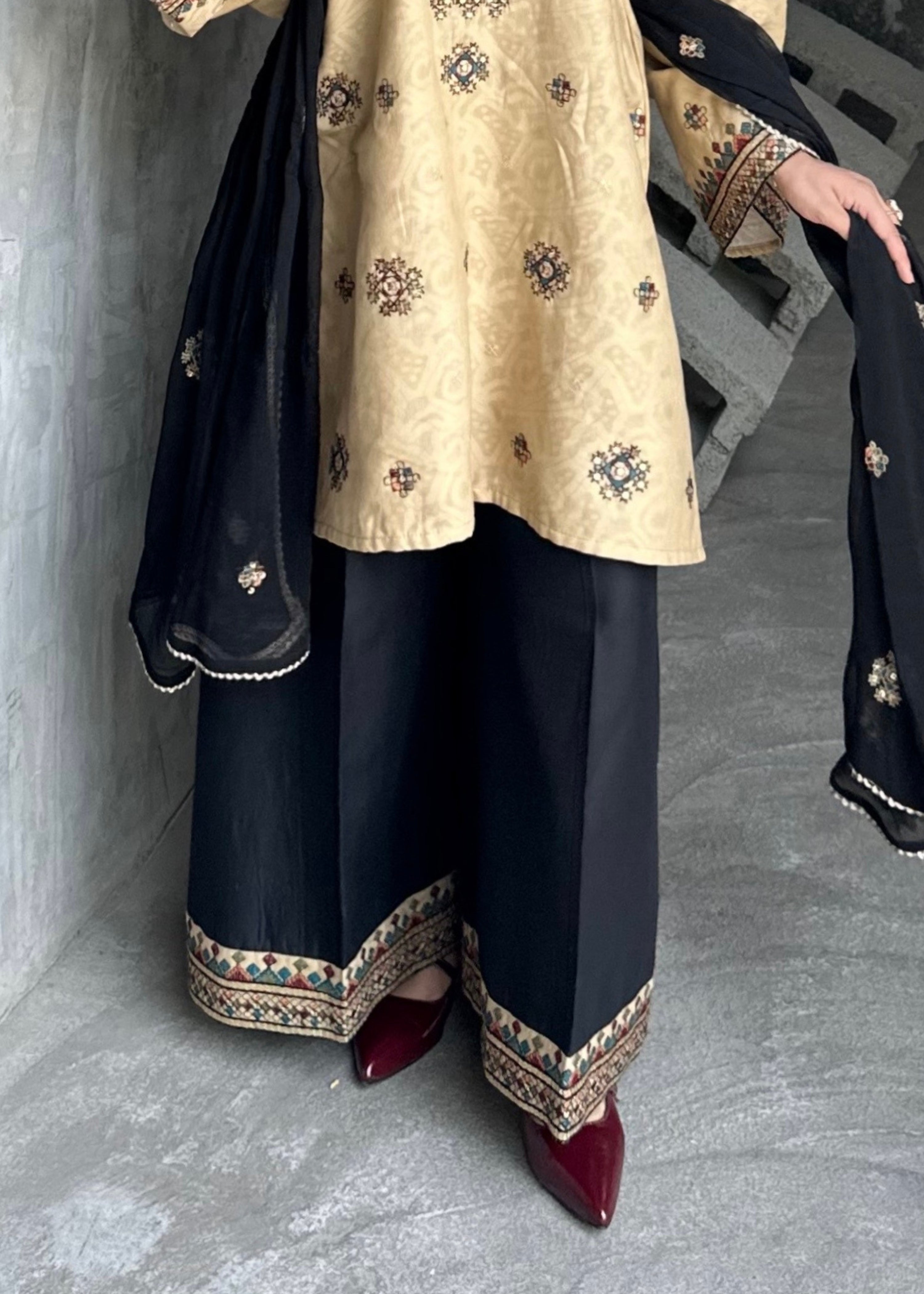 bemberg crinkle chiffon Kurta Set in Cotton