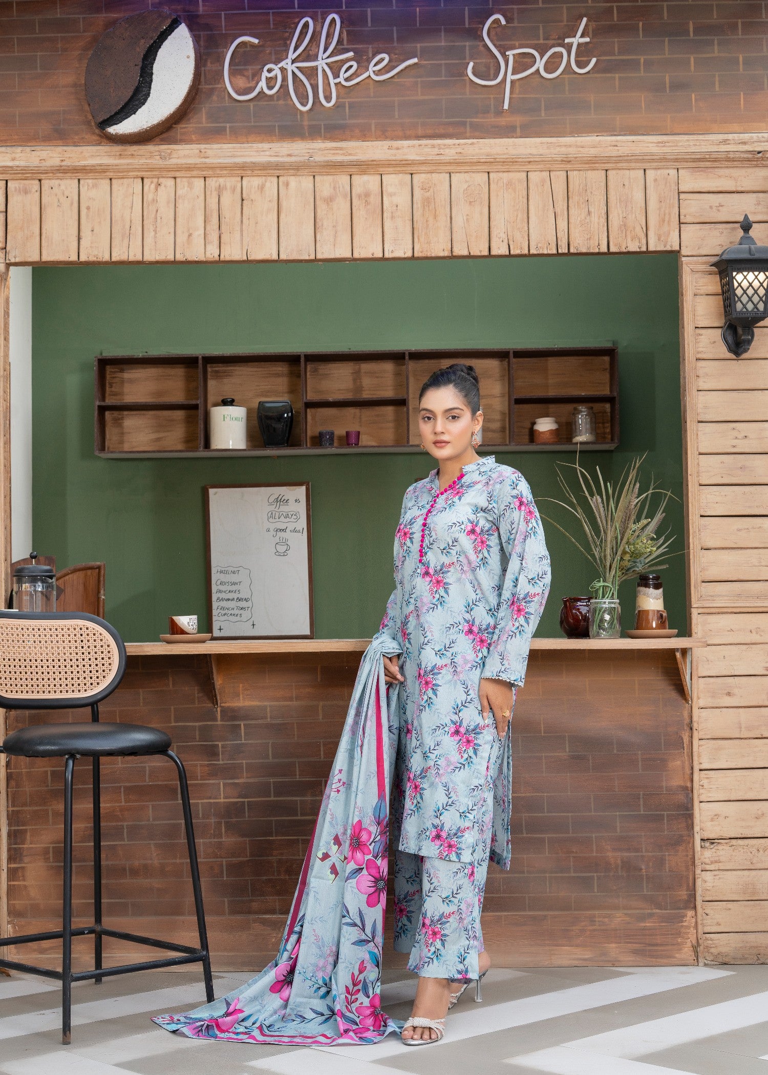 lawn Kurta Set in Blue lagoon
