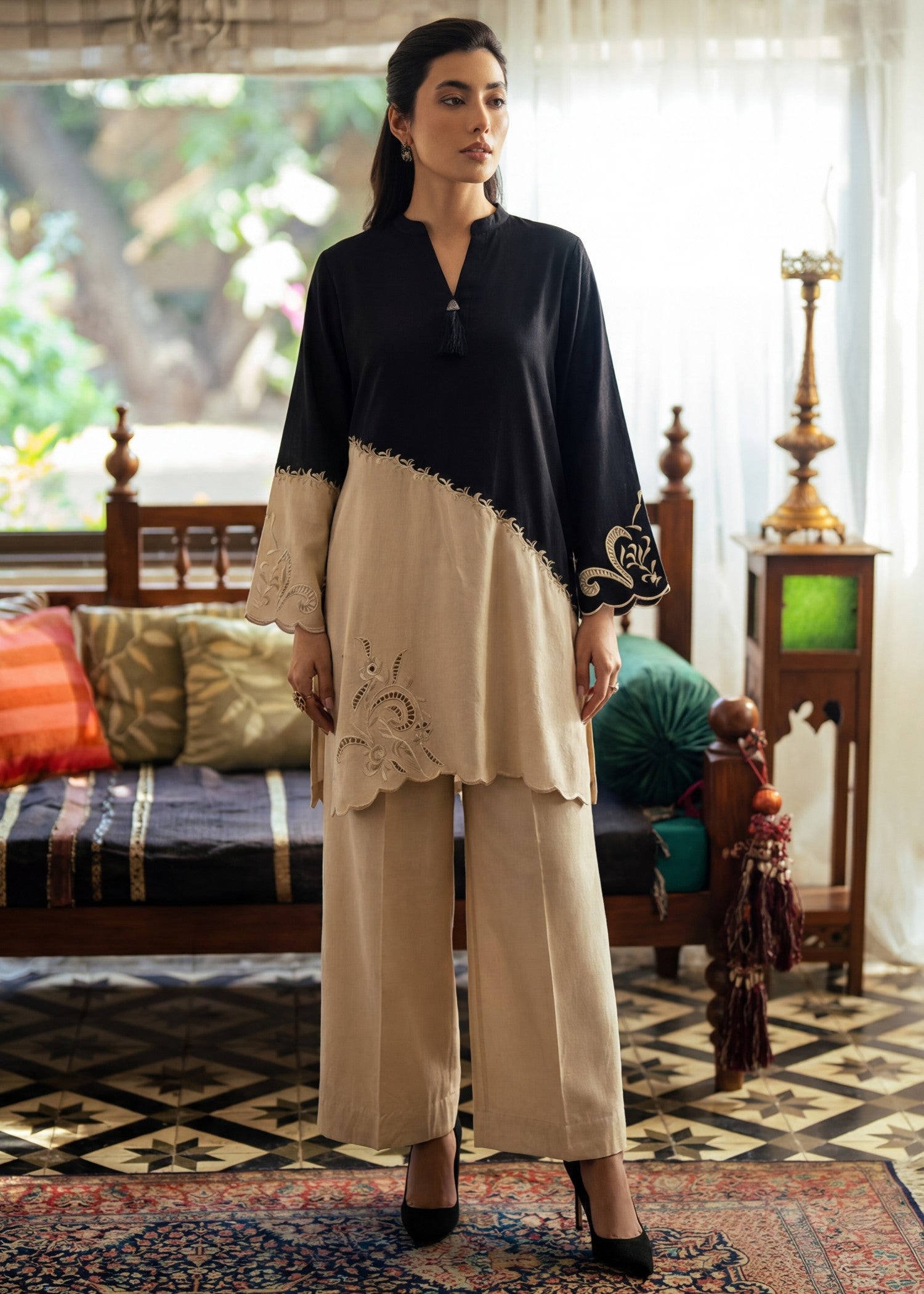dhanak Kurta Set in Multi