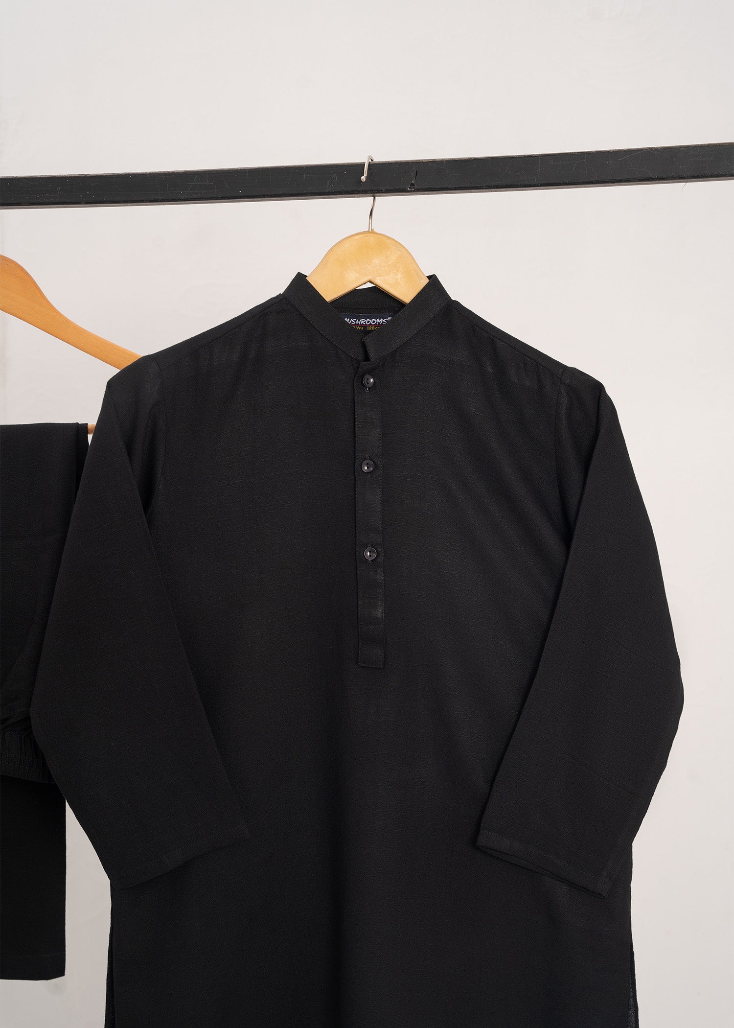 karandi Kurta Set in Black