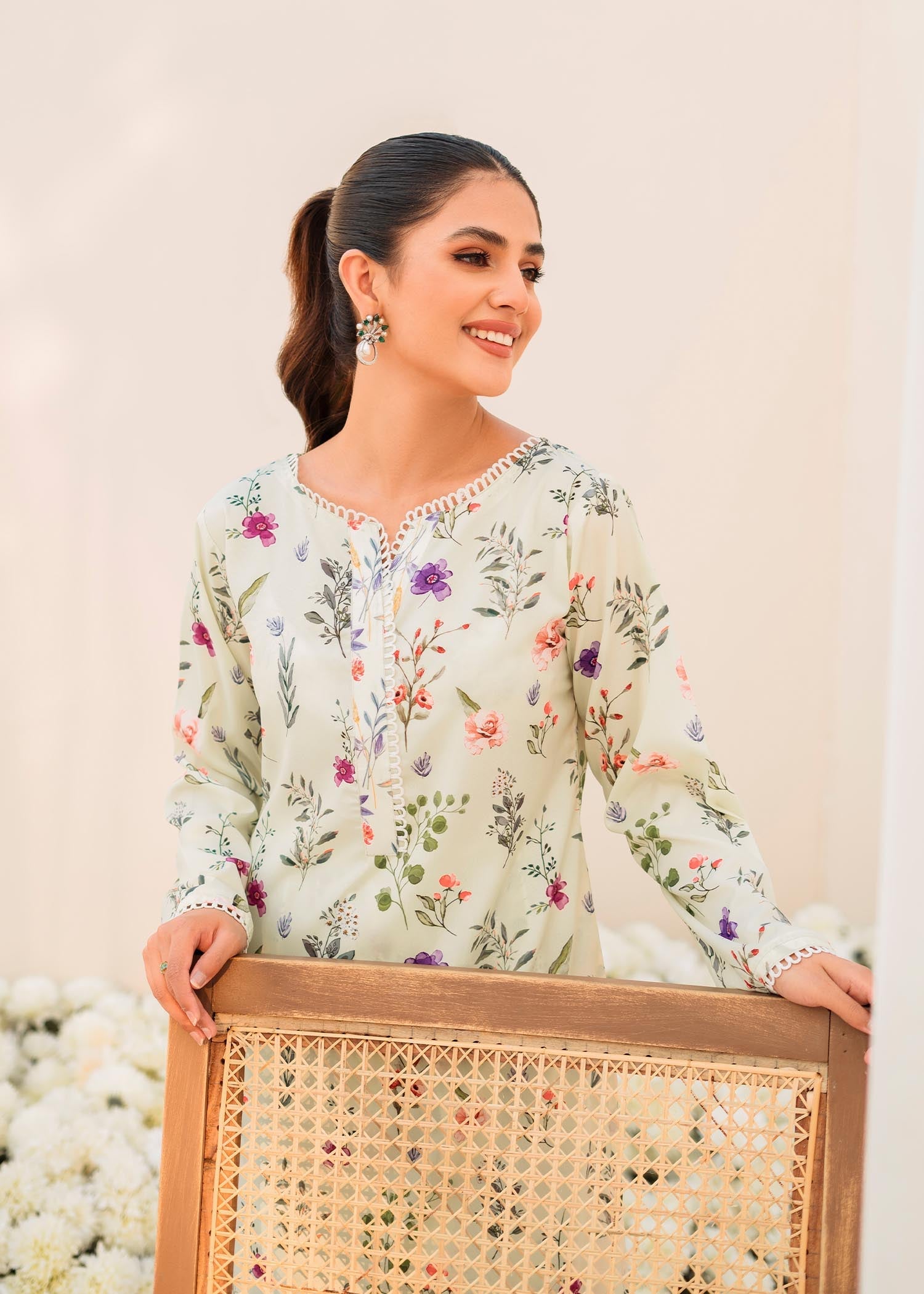 crepe Kurta Set in Pastel green