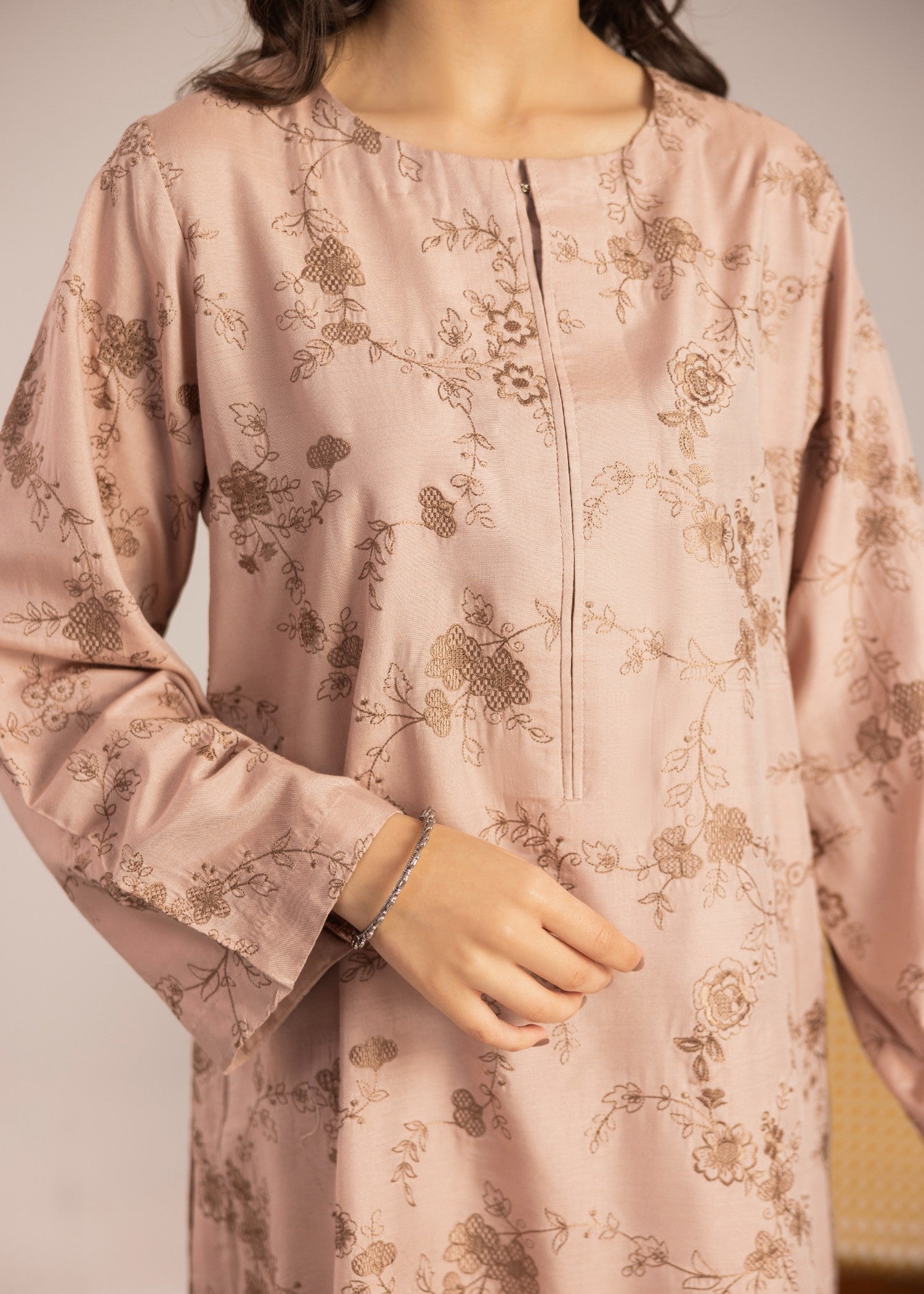 chambray Kurta Set in Peach pink