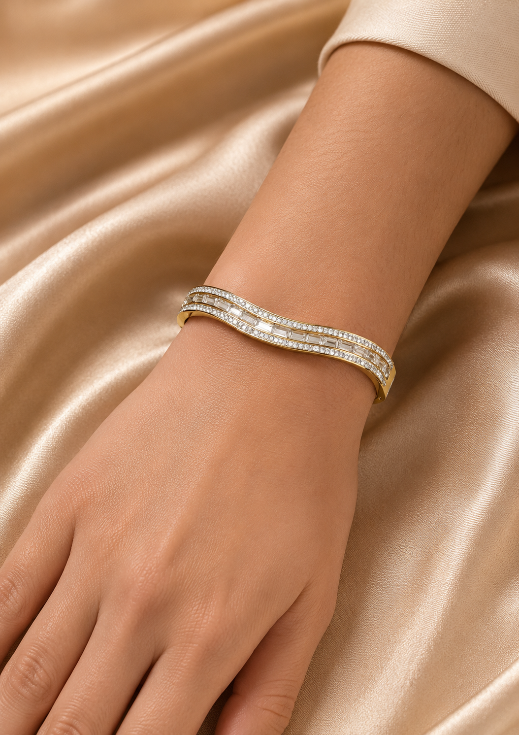 Bracelet in Gold Color by - Trendy Women Bracelet KNC7513