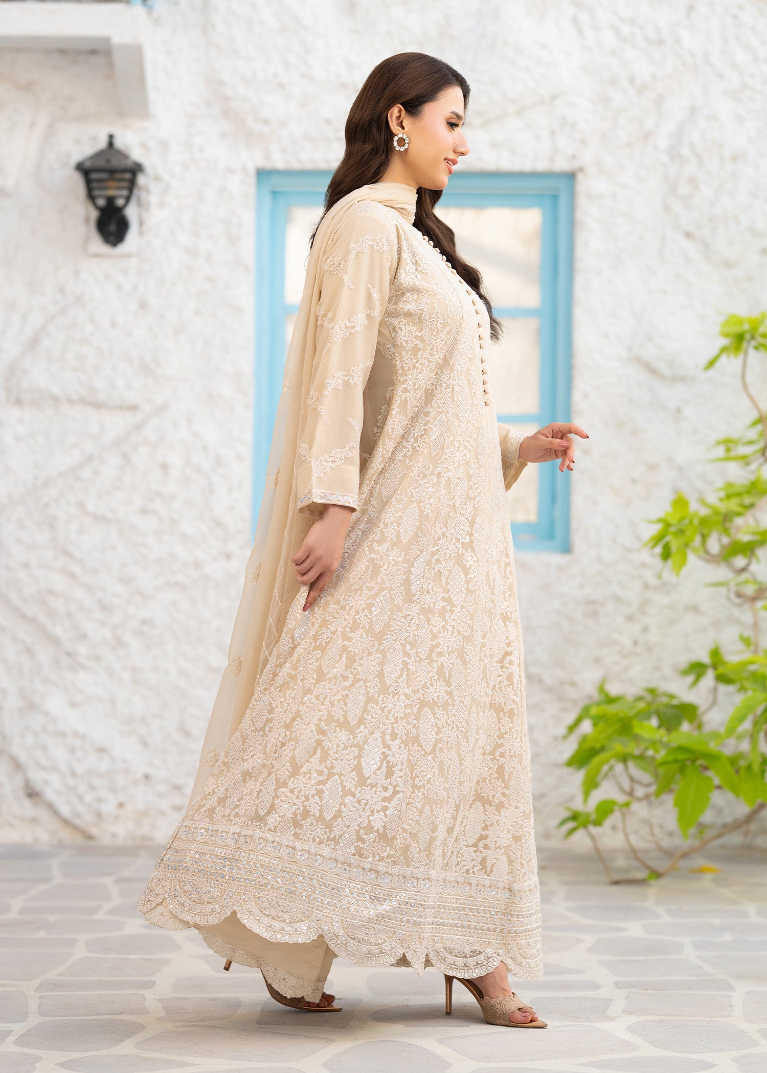 chiffon Pishwas in Cream