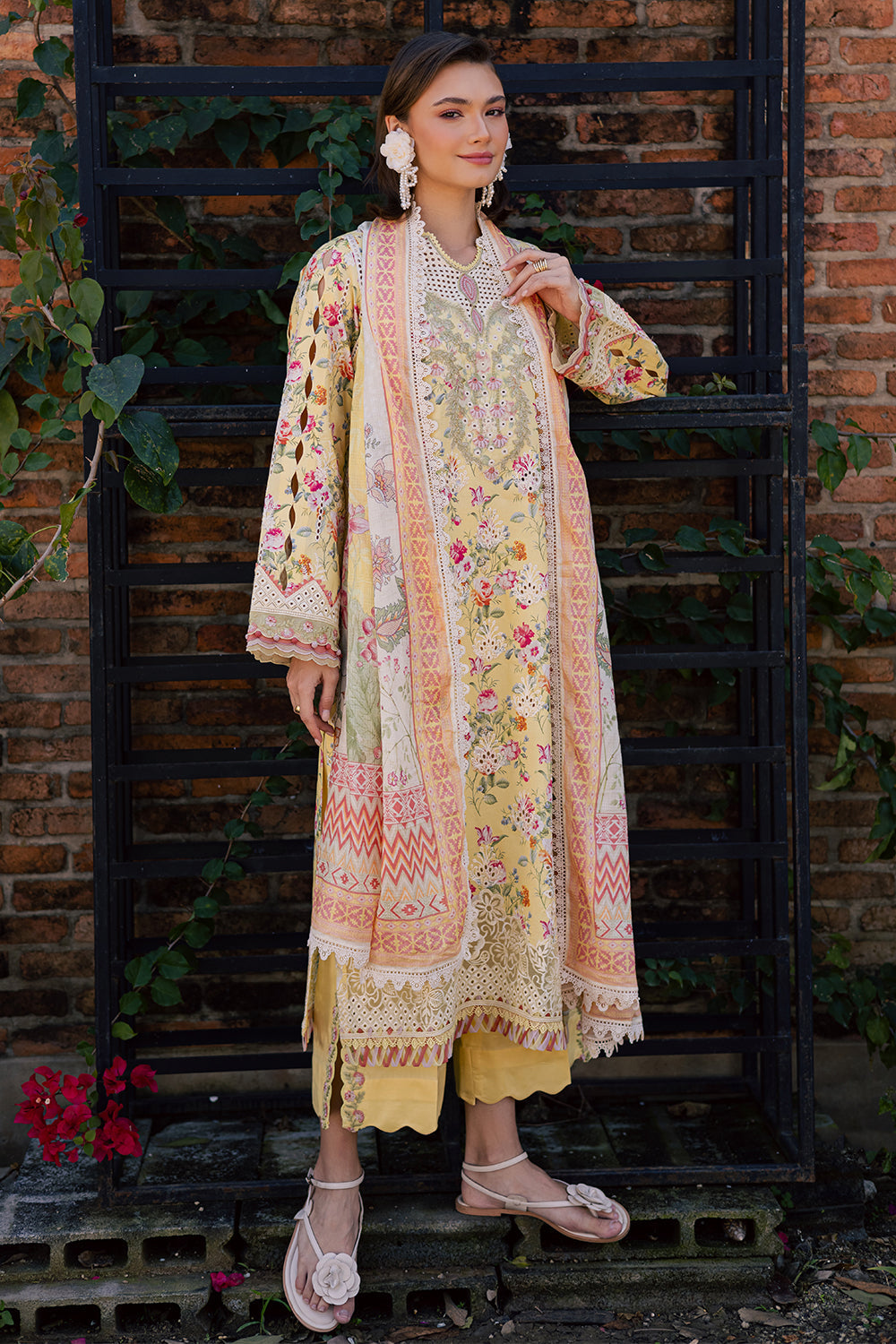 Shezlin Chikankari Eid Edit Lawn – ZEHRAAYE (AV-09)