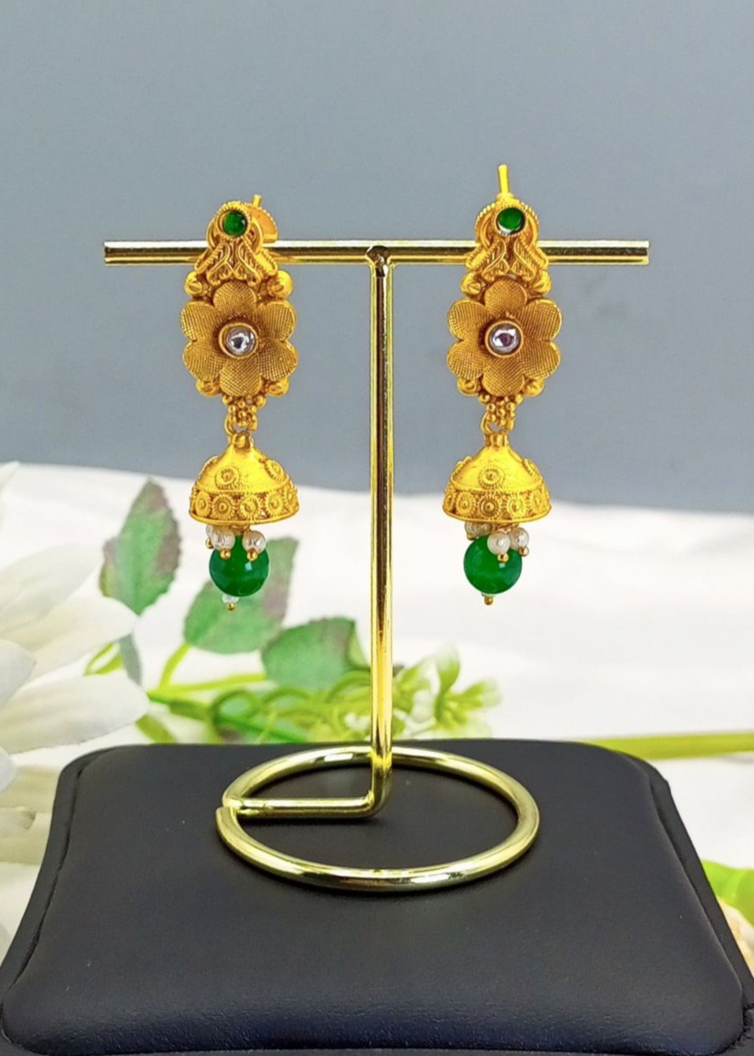 Jewelry Set in Multi Color by - Trendy Women Jewelry Set VRN5816