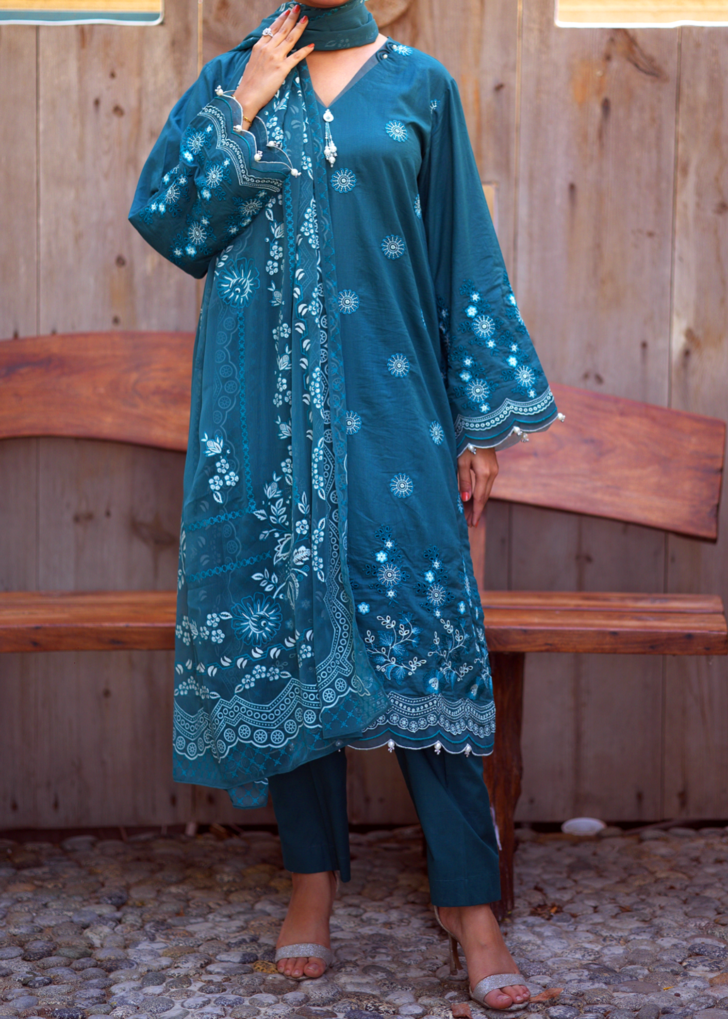 lawn cotton Unstitched in Pine green