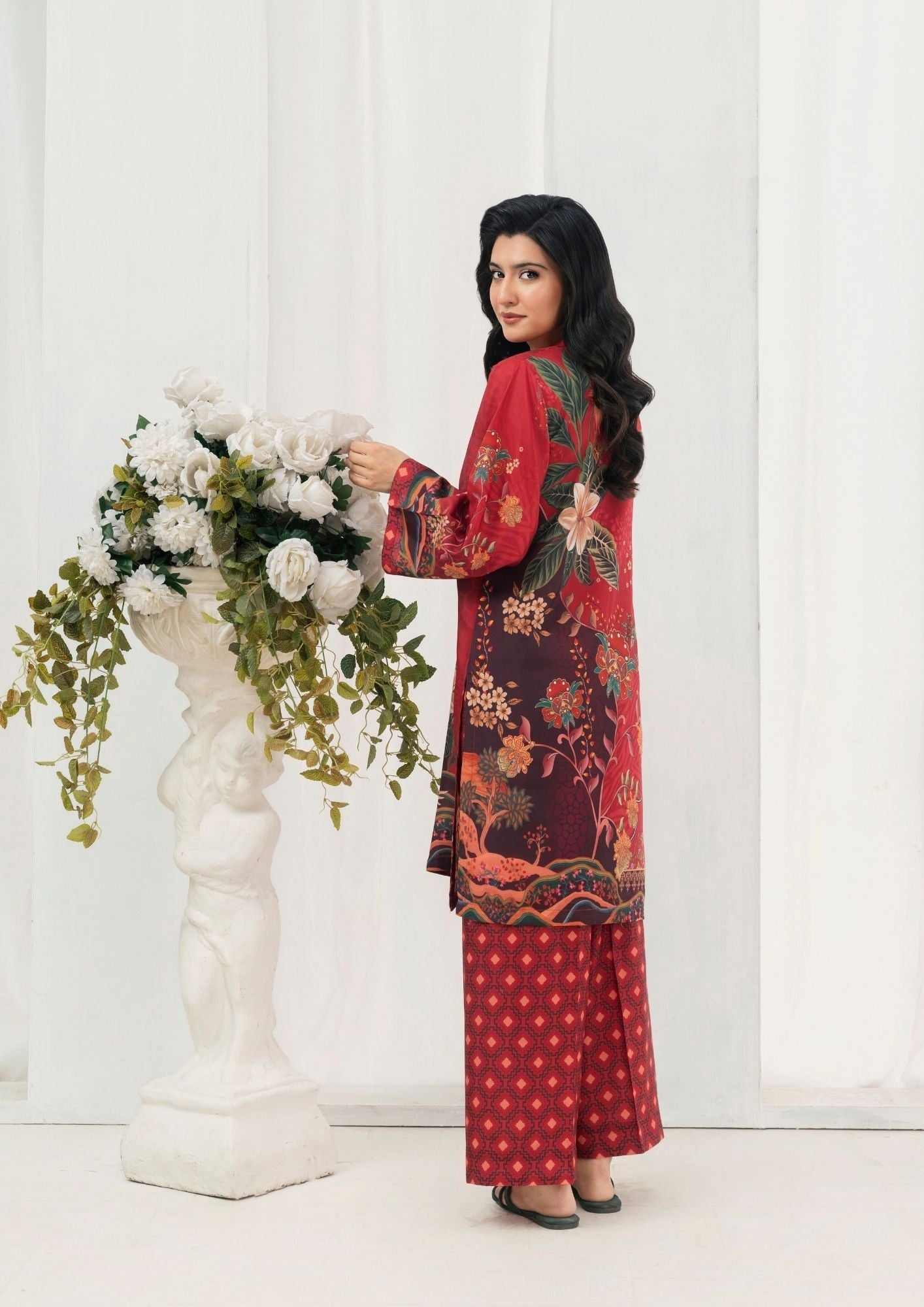 swiss cotton Kurta Set in Maroon