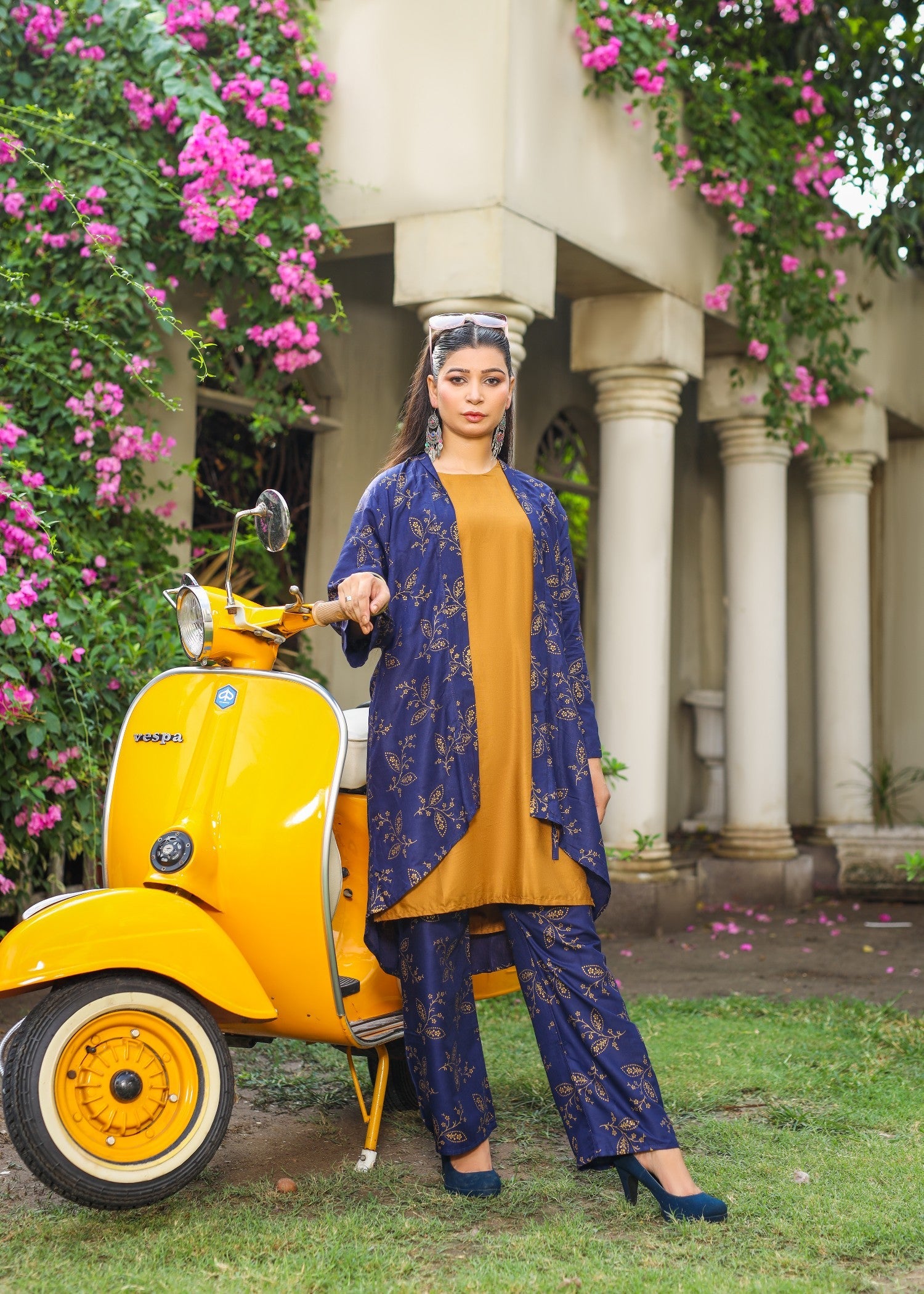 linen Gown in Navy blue
