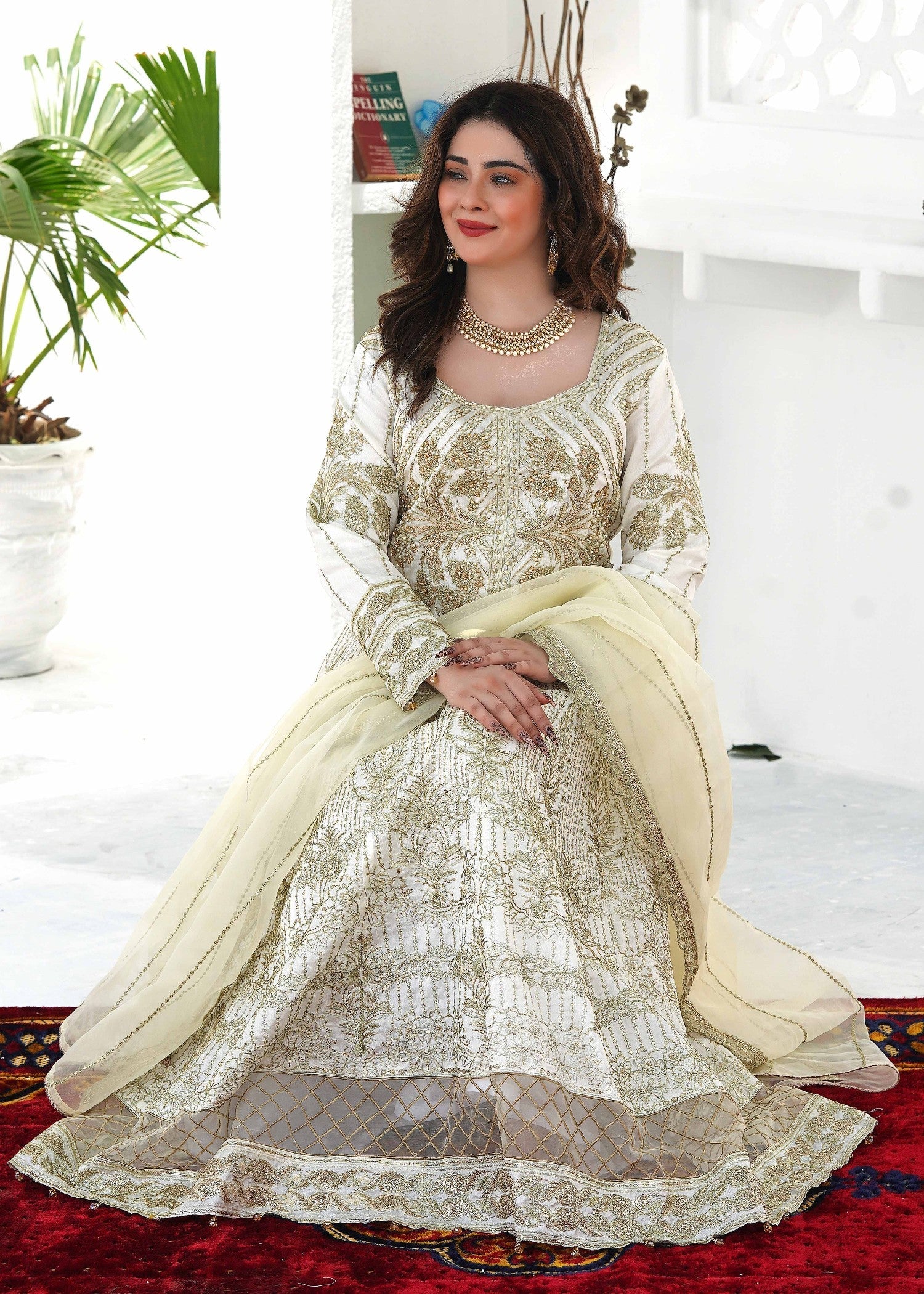 raw silk Maxi in White