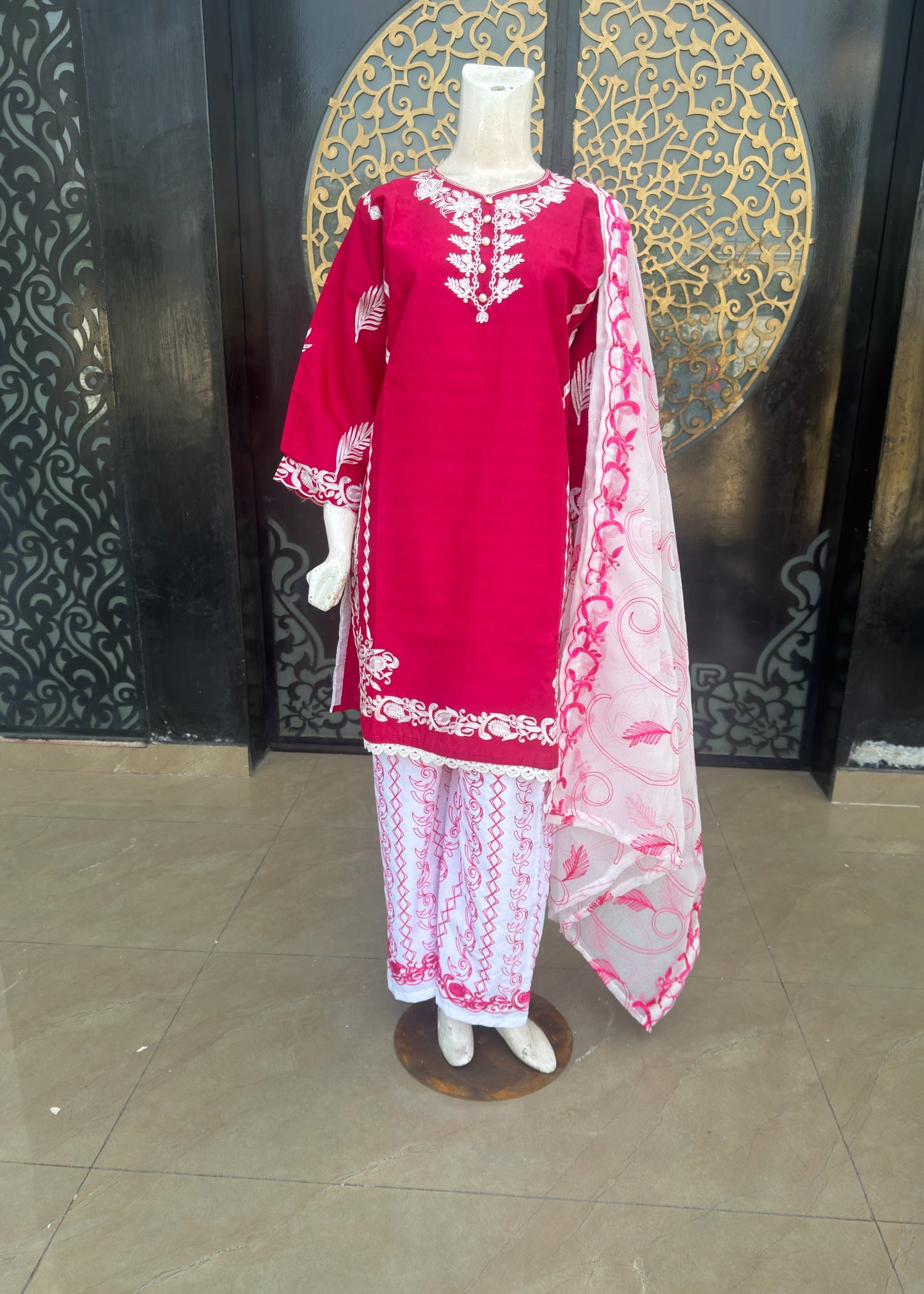 pure cotton Kurta Set in Shocking pink