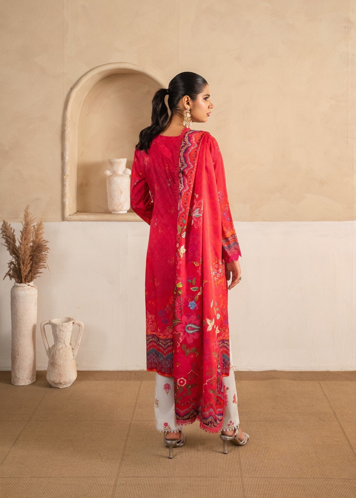 silk crepe Kurta Set in Hot pink