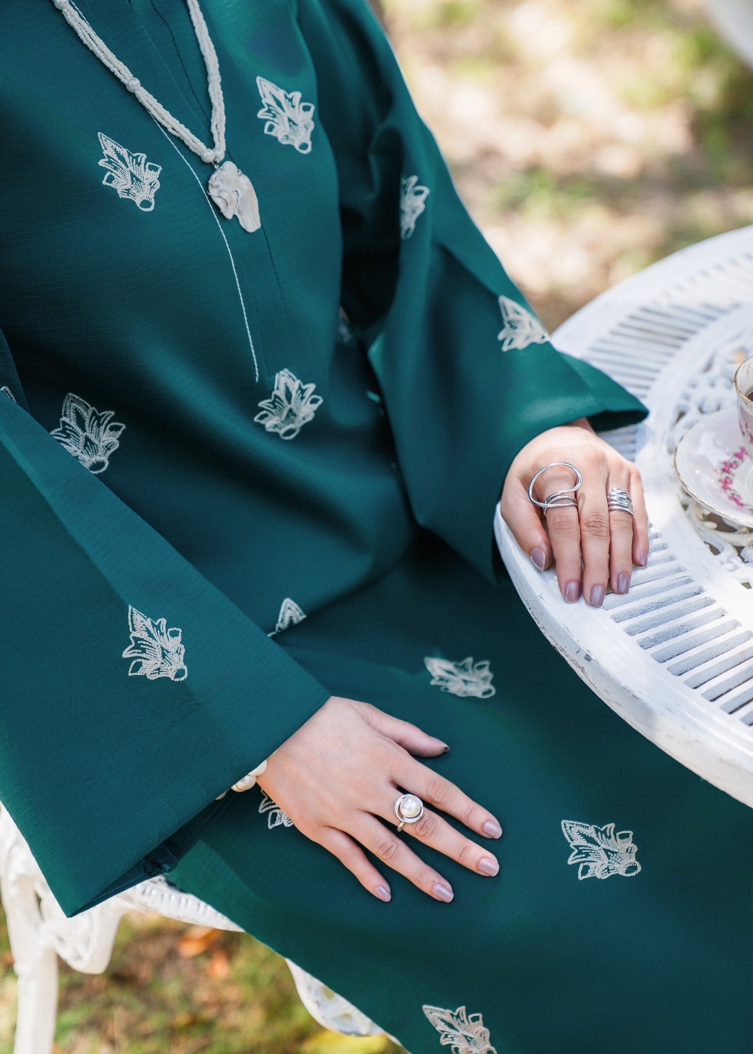 textured lawn Kurta Set in Pine green
