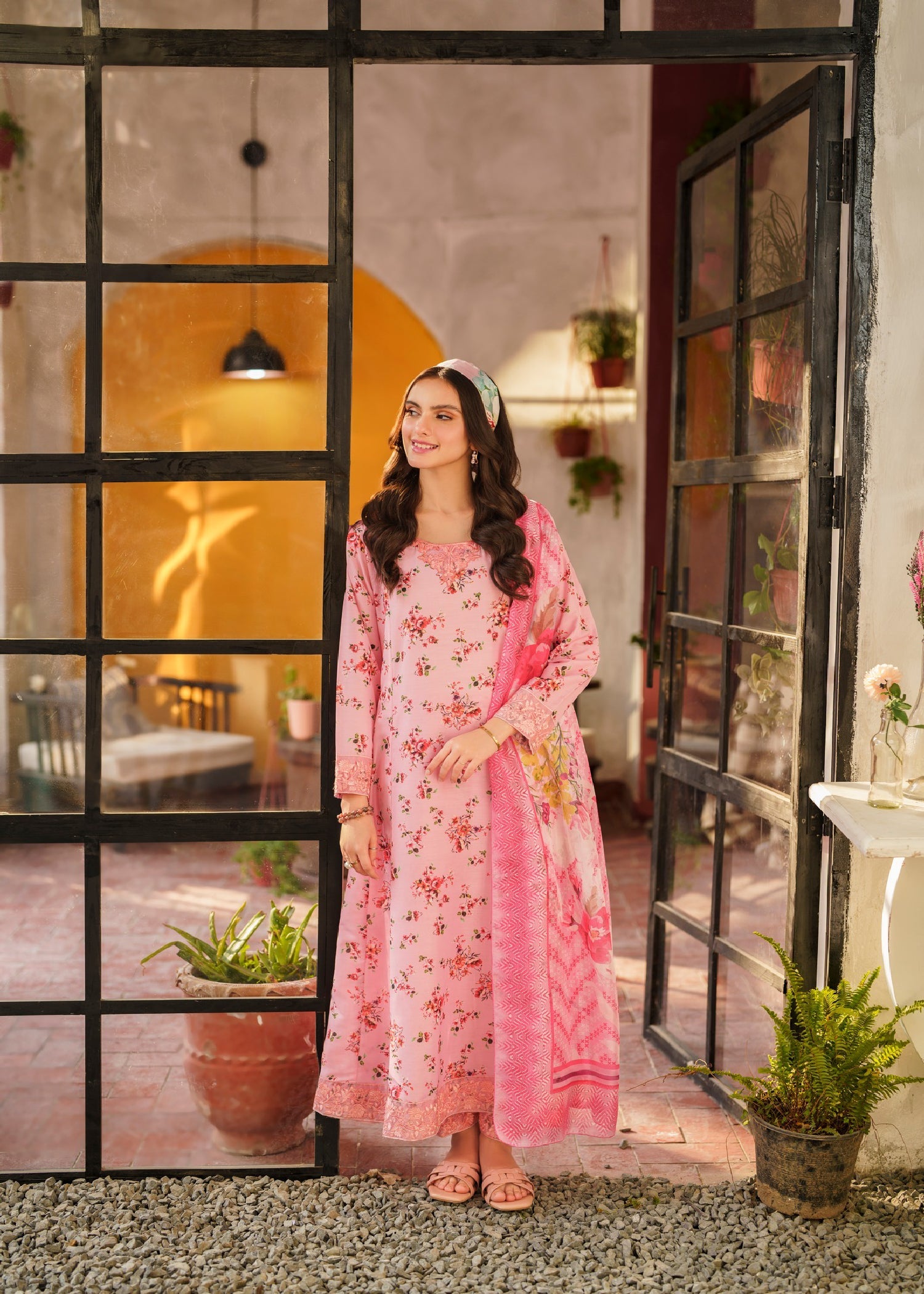 swiss lawn Pishwas in Pink