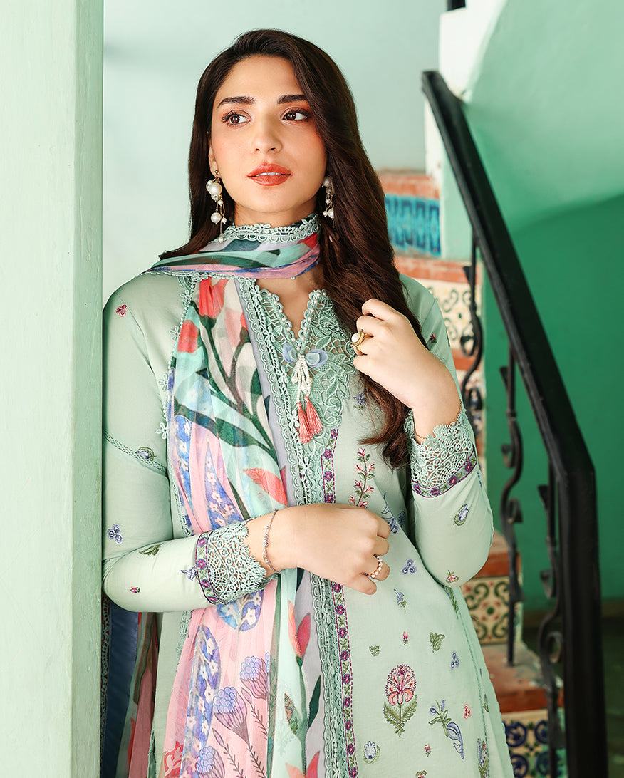 Reveire Lawn – Rosaline