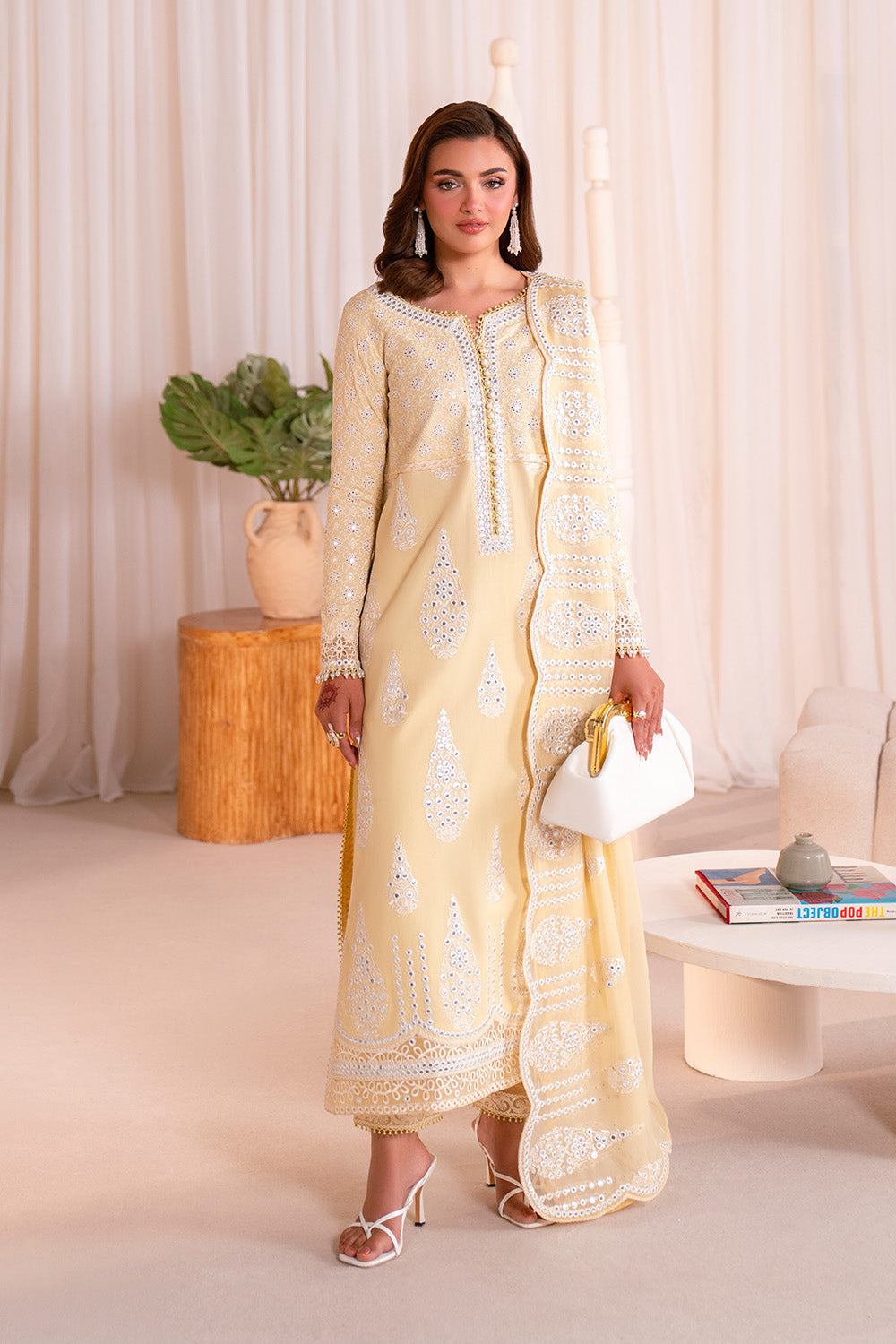 Bloom Poise Lawn Edit – CHLOÉ - MSU0684