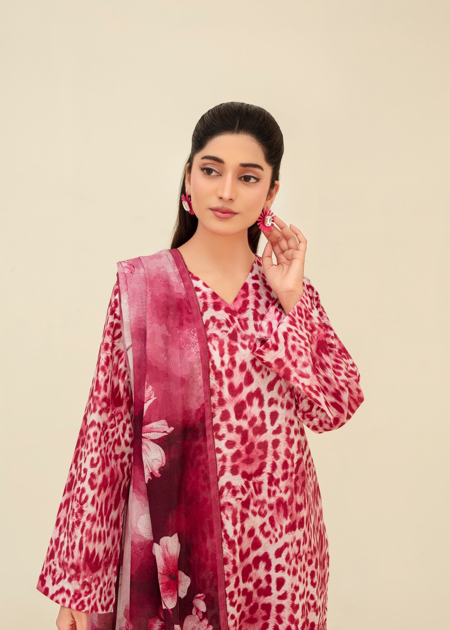 slub lawn Kurta Set in Pink