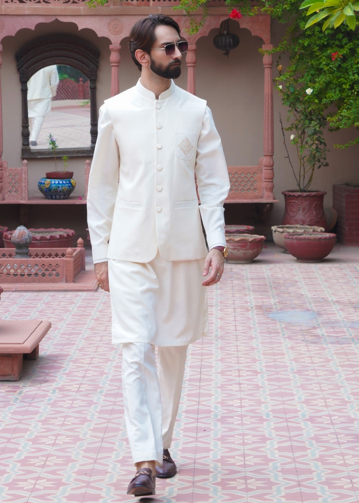 wool Waistcoat in Off-white
