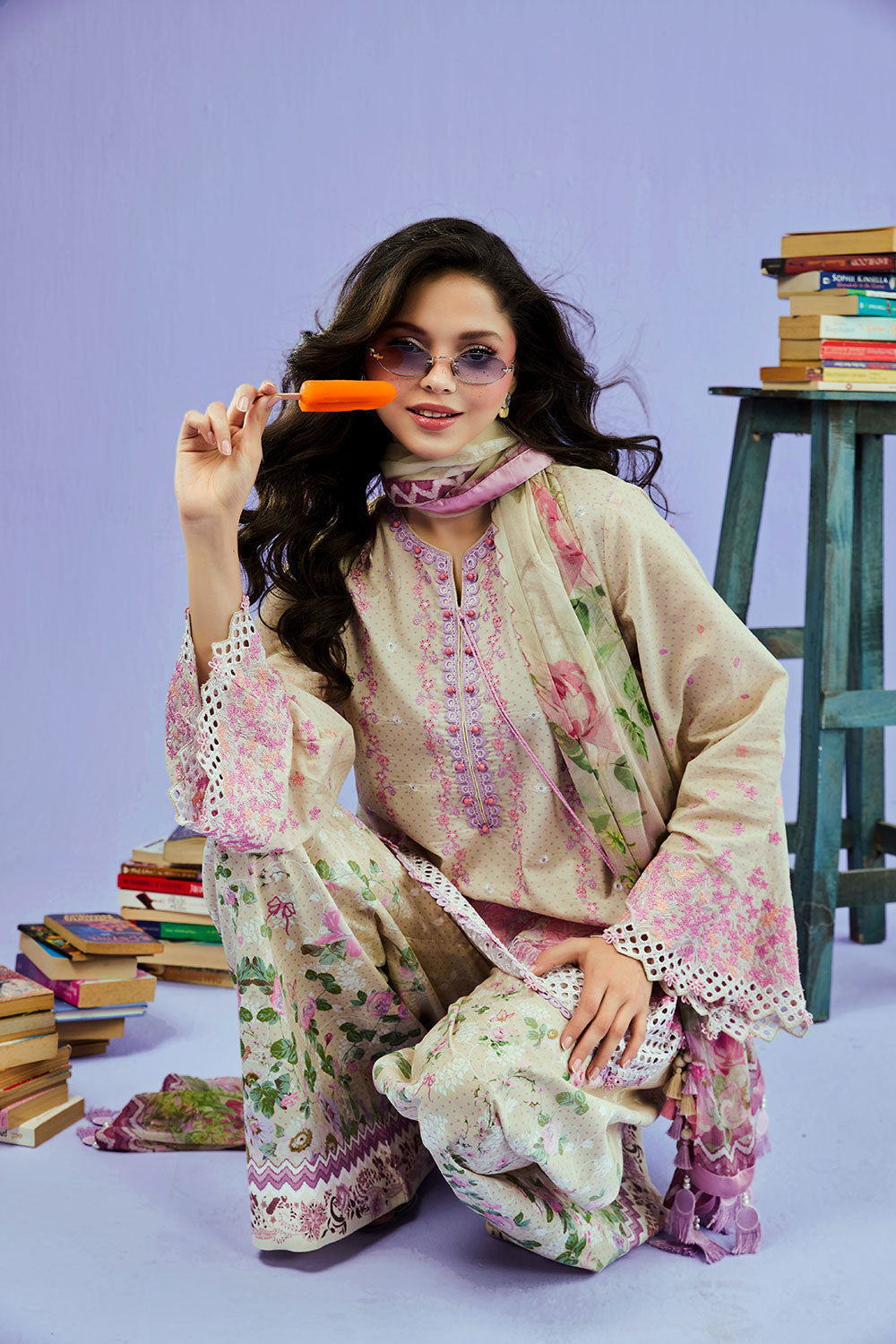 Vital Luxury Lawn Vol-2 – D-7B