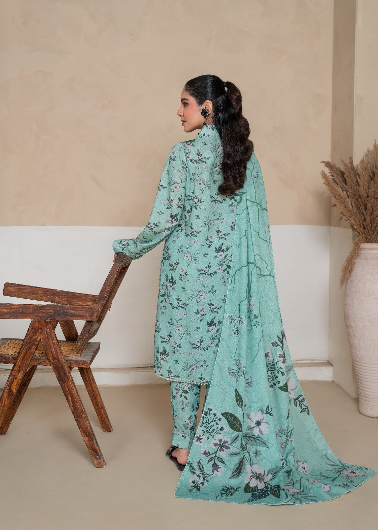 karandi Kurta Set in Pastel green