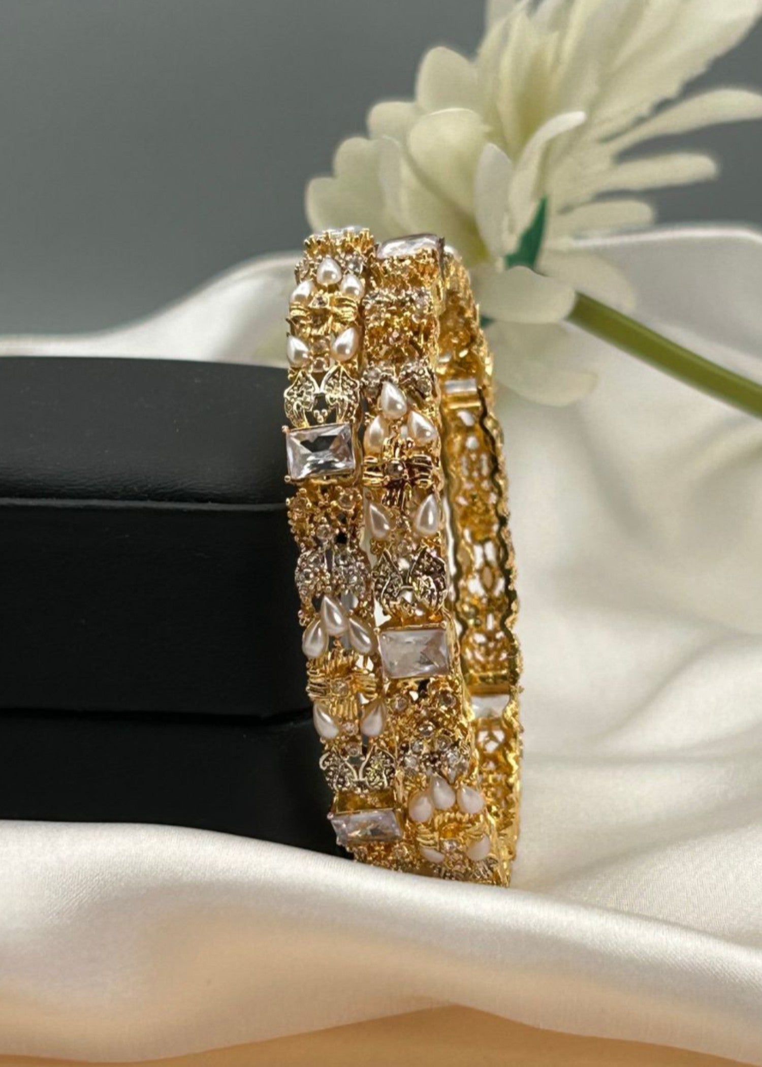 Bangles in Pearl white Color by - Trendy Women Bangles UQW7399