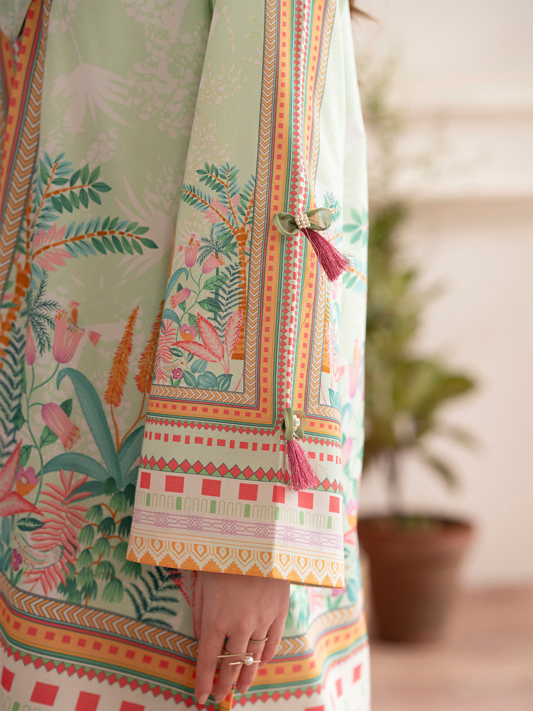 Noir 2PC Lawn – N-06