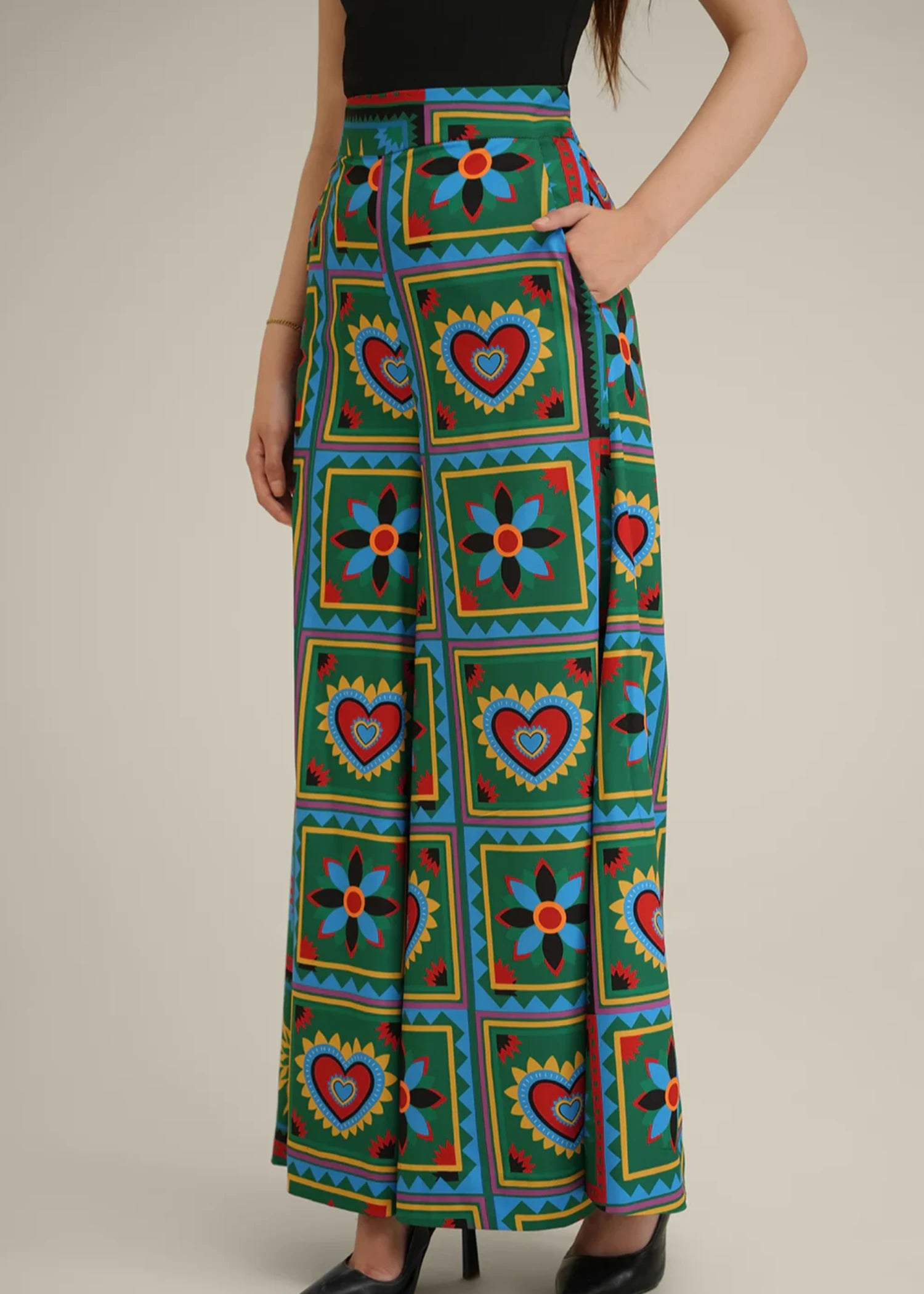 crepe Trousers in Green