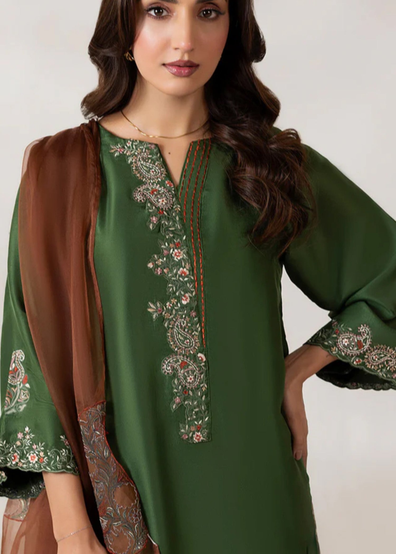 raw silk Kurta Set in Forest green