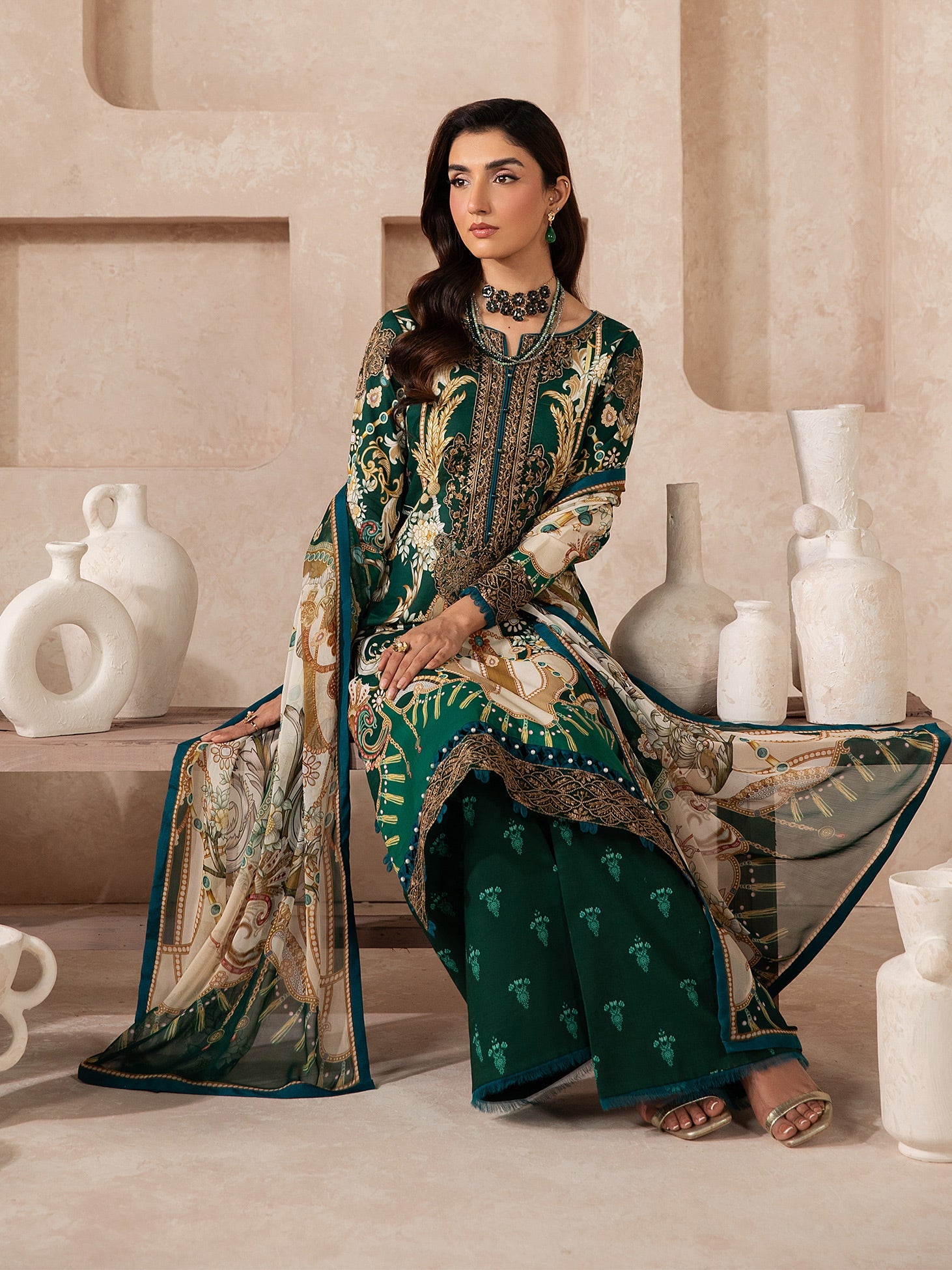 Syra Lawn – Vantae