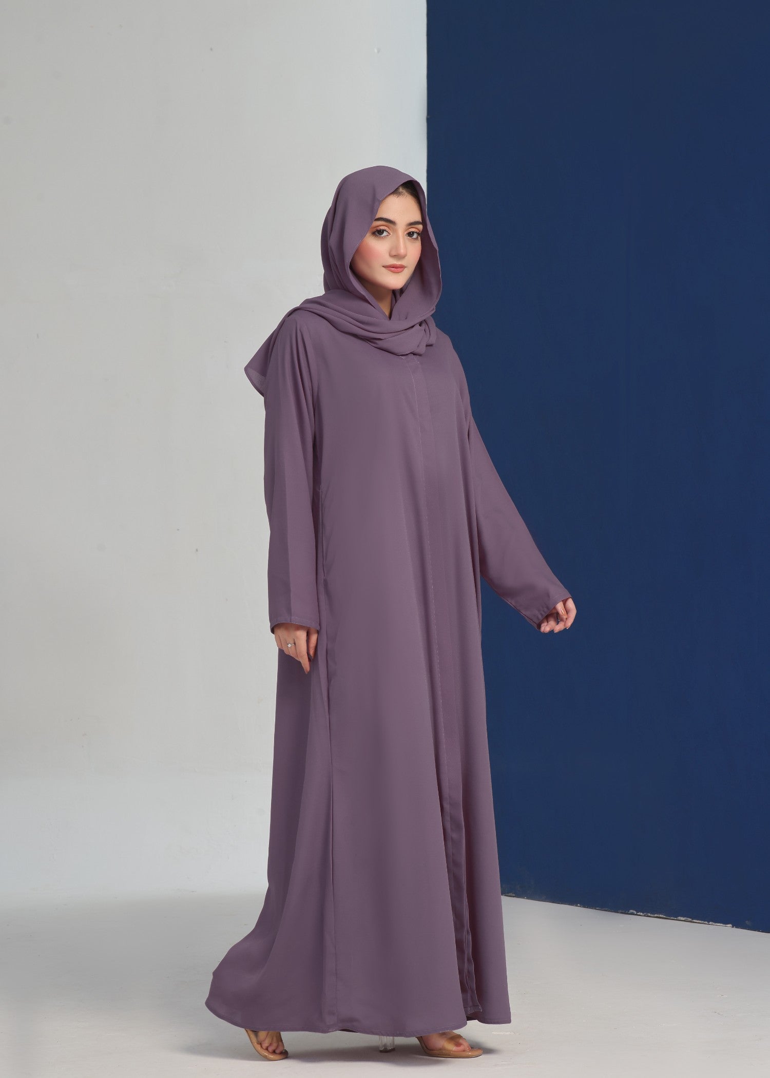 peach wool Abaya in Plum