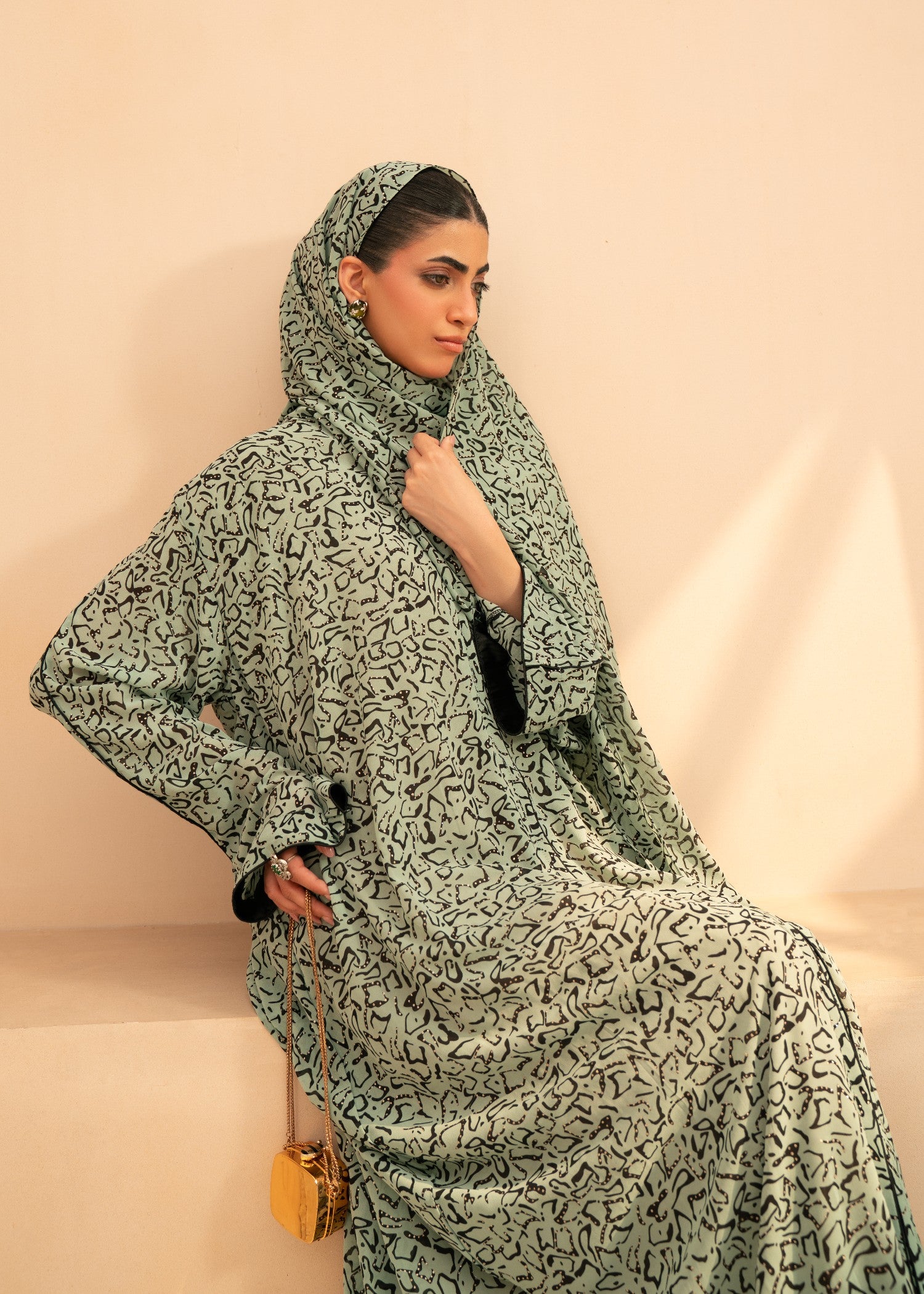 chiffon Abaya in Black, sage green, multi
