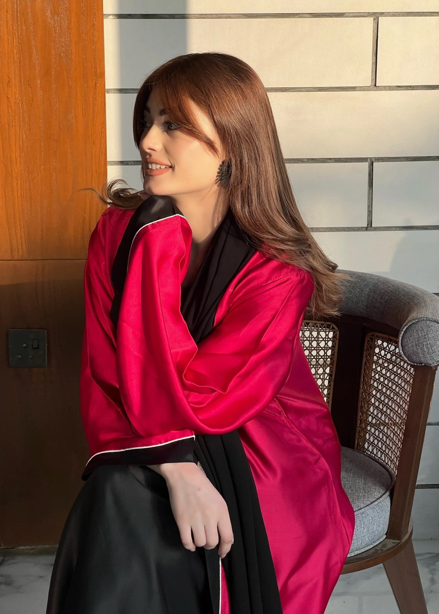 silk Abaya in Rose red