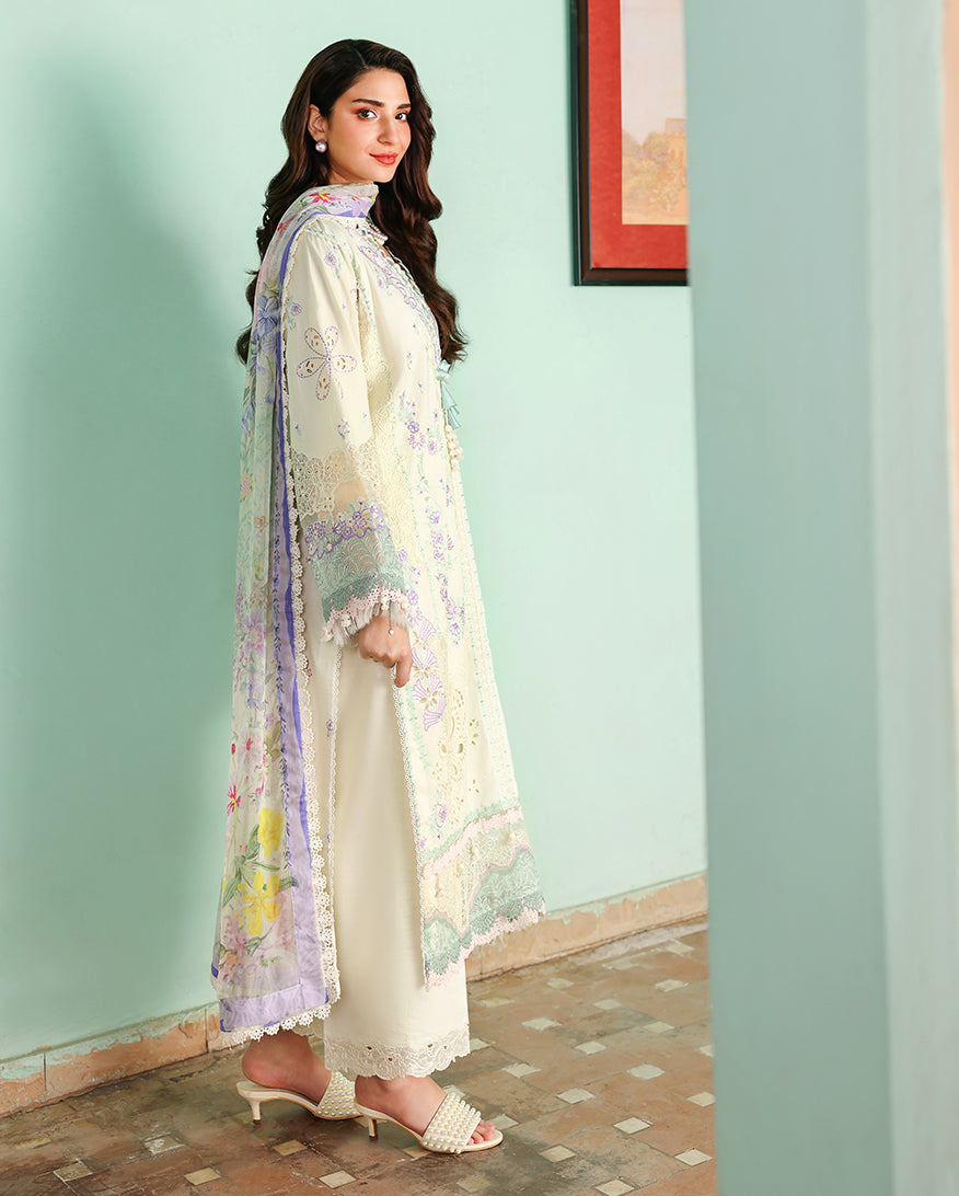 Reveire Lawn – Celestia