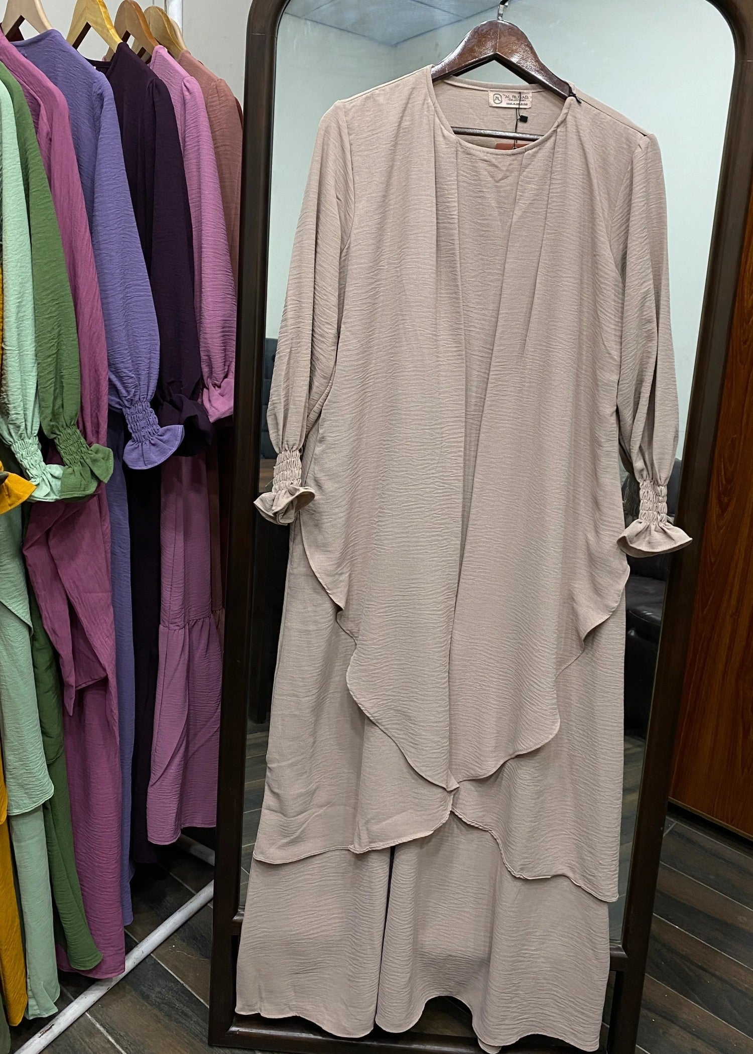 polyester Abaya in Beige