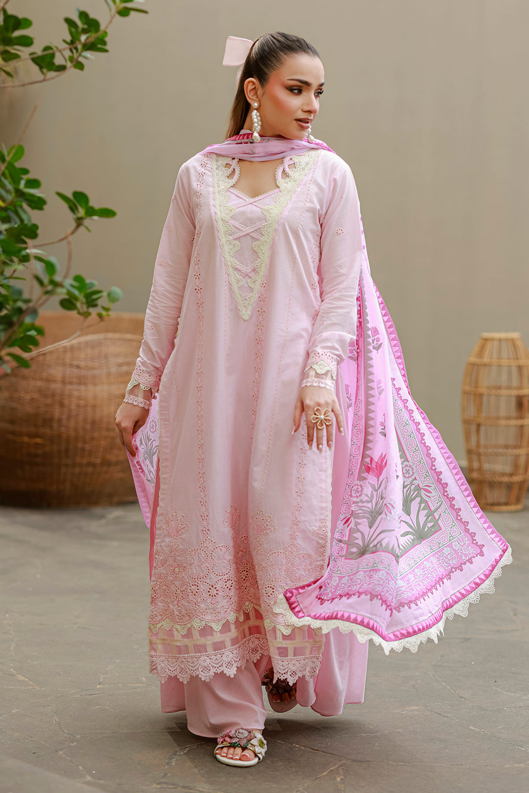 Chikankari Lawn – Z-4048