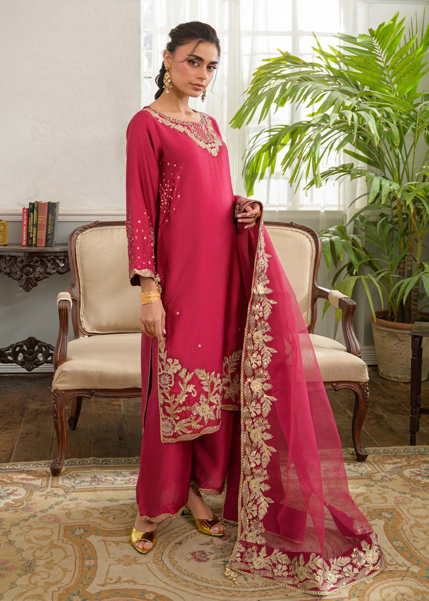 charmuse/shamooz Kurta Set in Raspberry pink