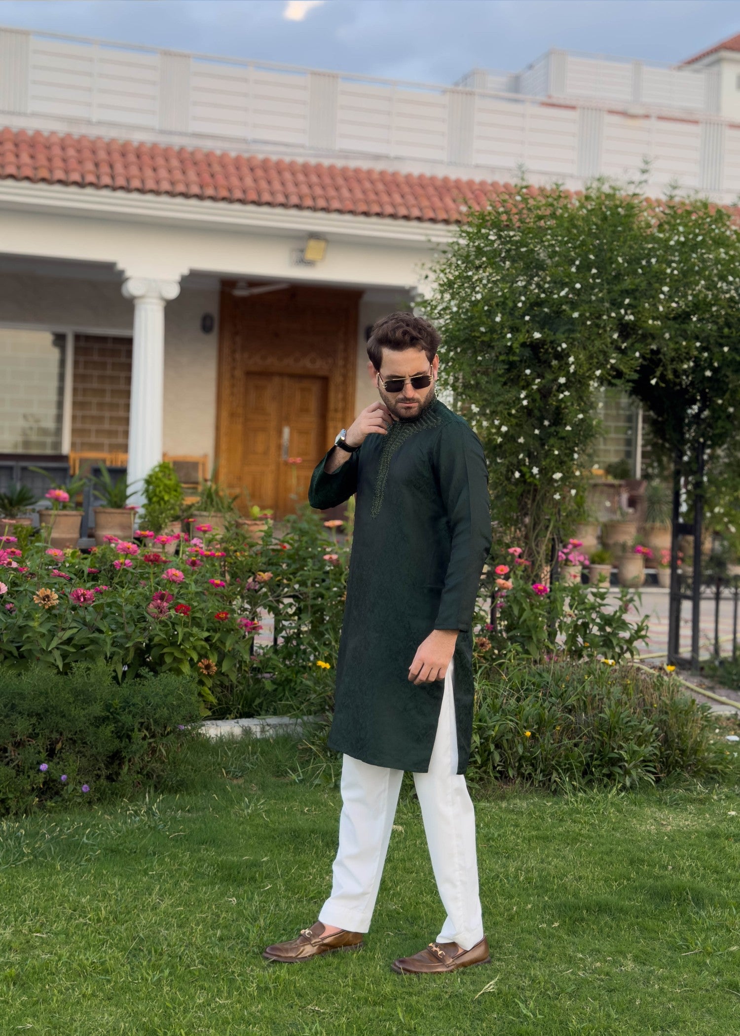traditional jamawar Kurta in Dark green