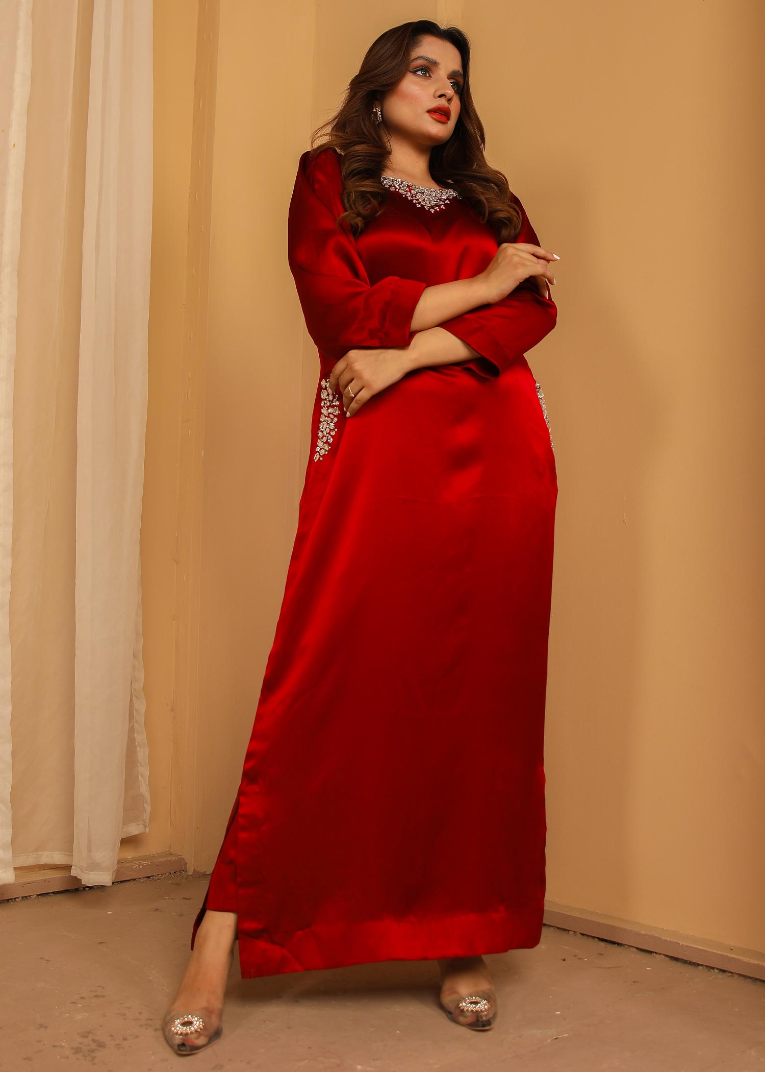 charmuse/shamooz Kaftan in Red