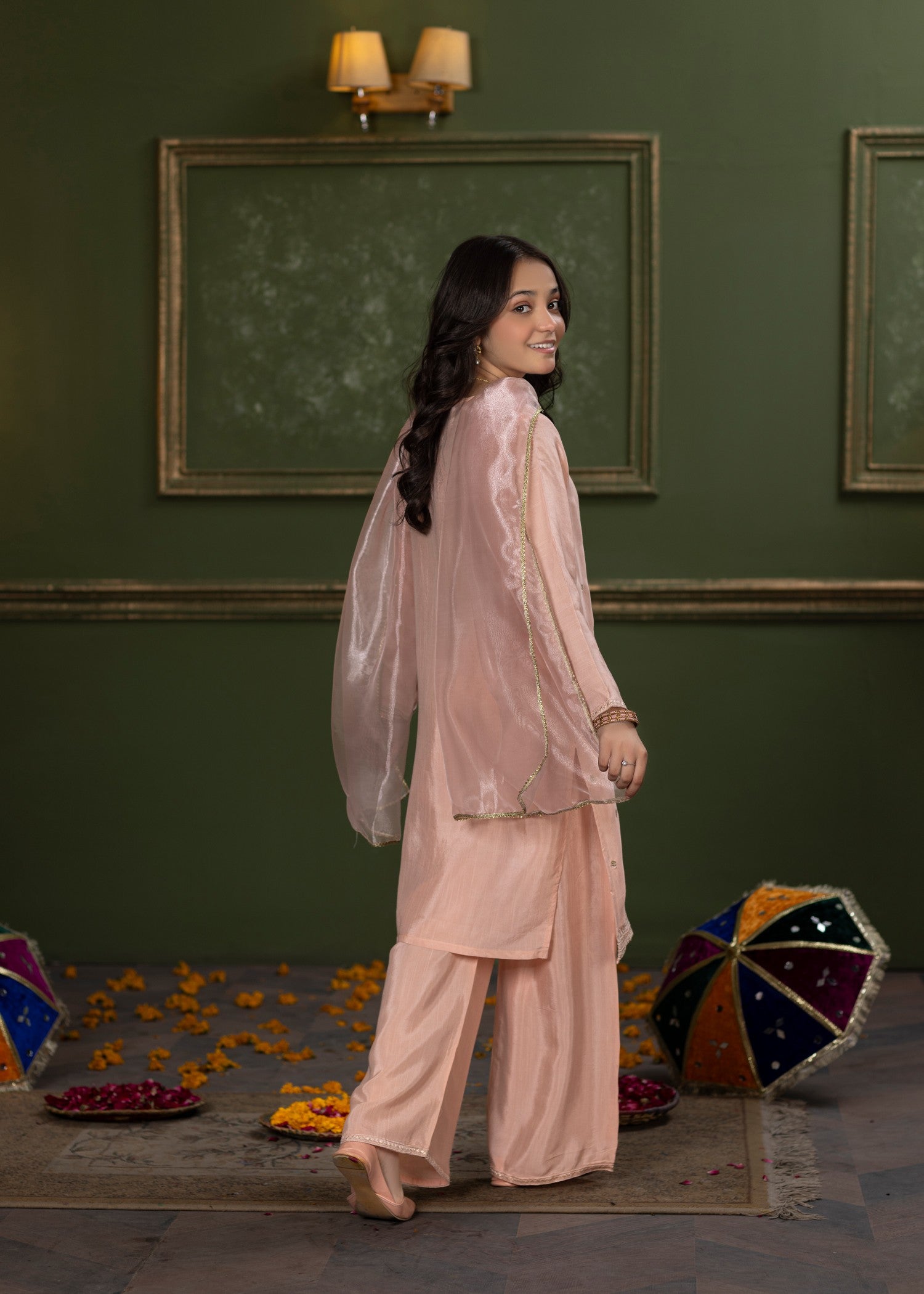 viscose raw silk Kurta Set in Peach pink