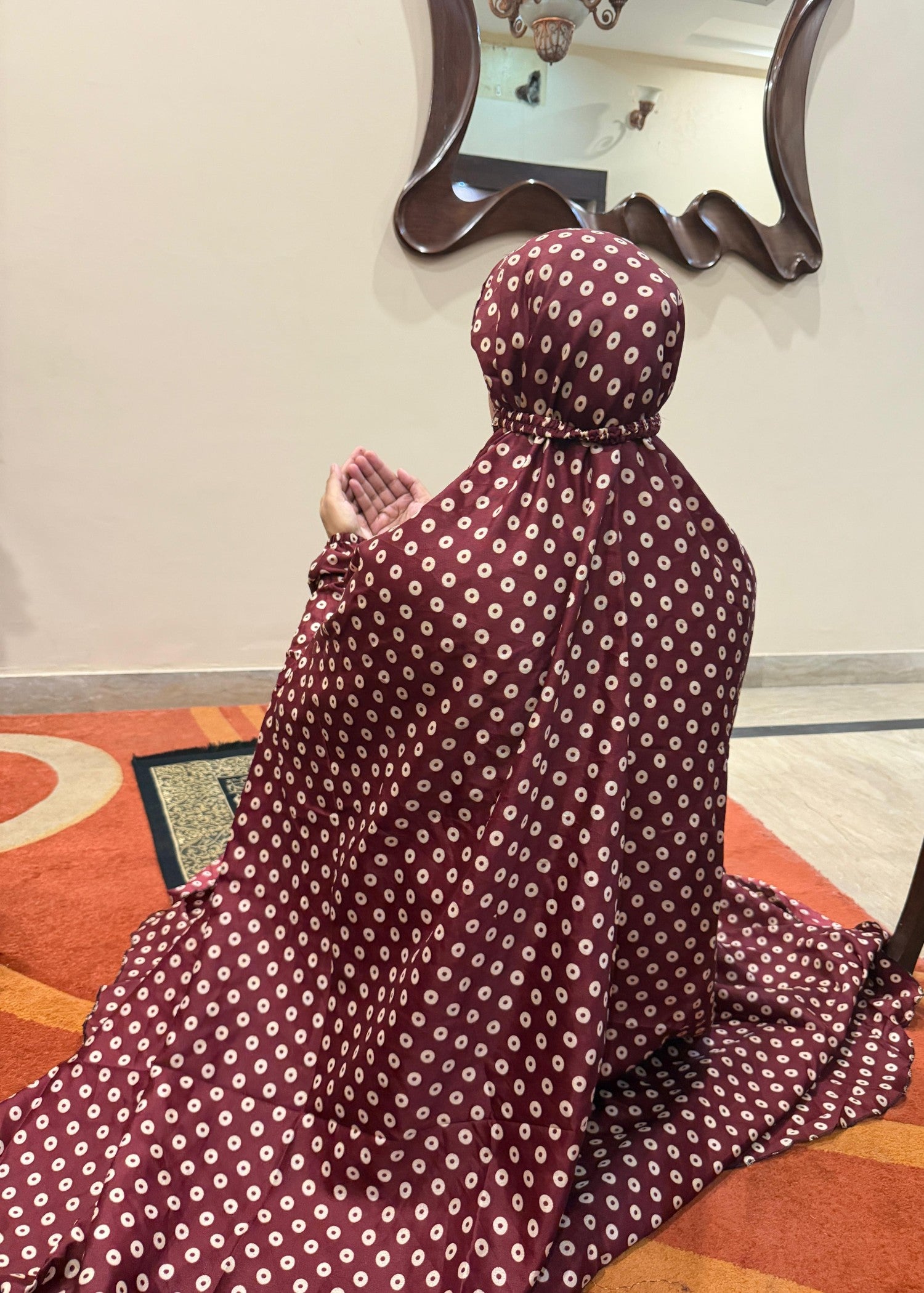 lawn Chaddar in Maroon