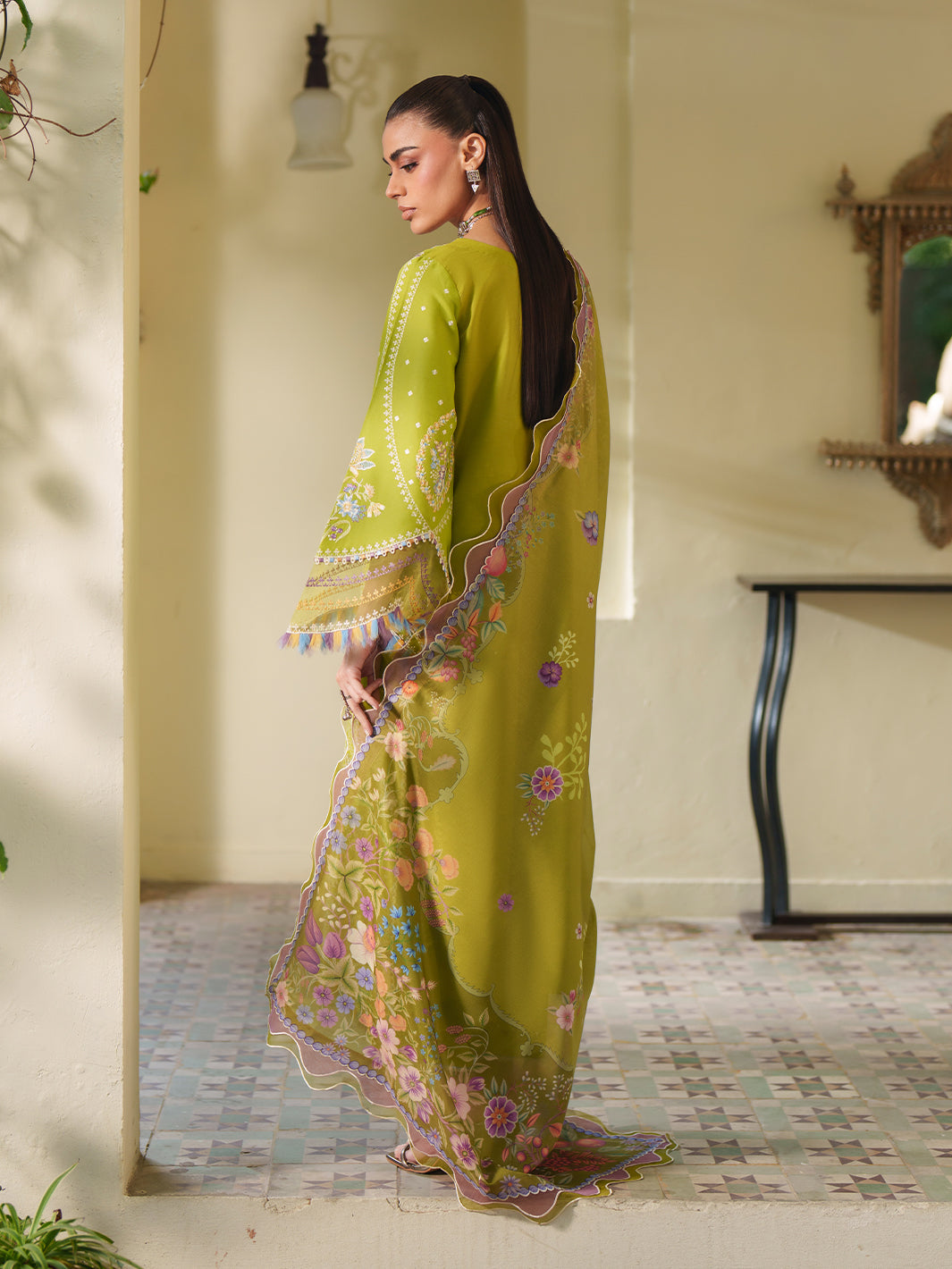 Heritage Dore Lawn – 172-B
