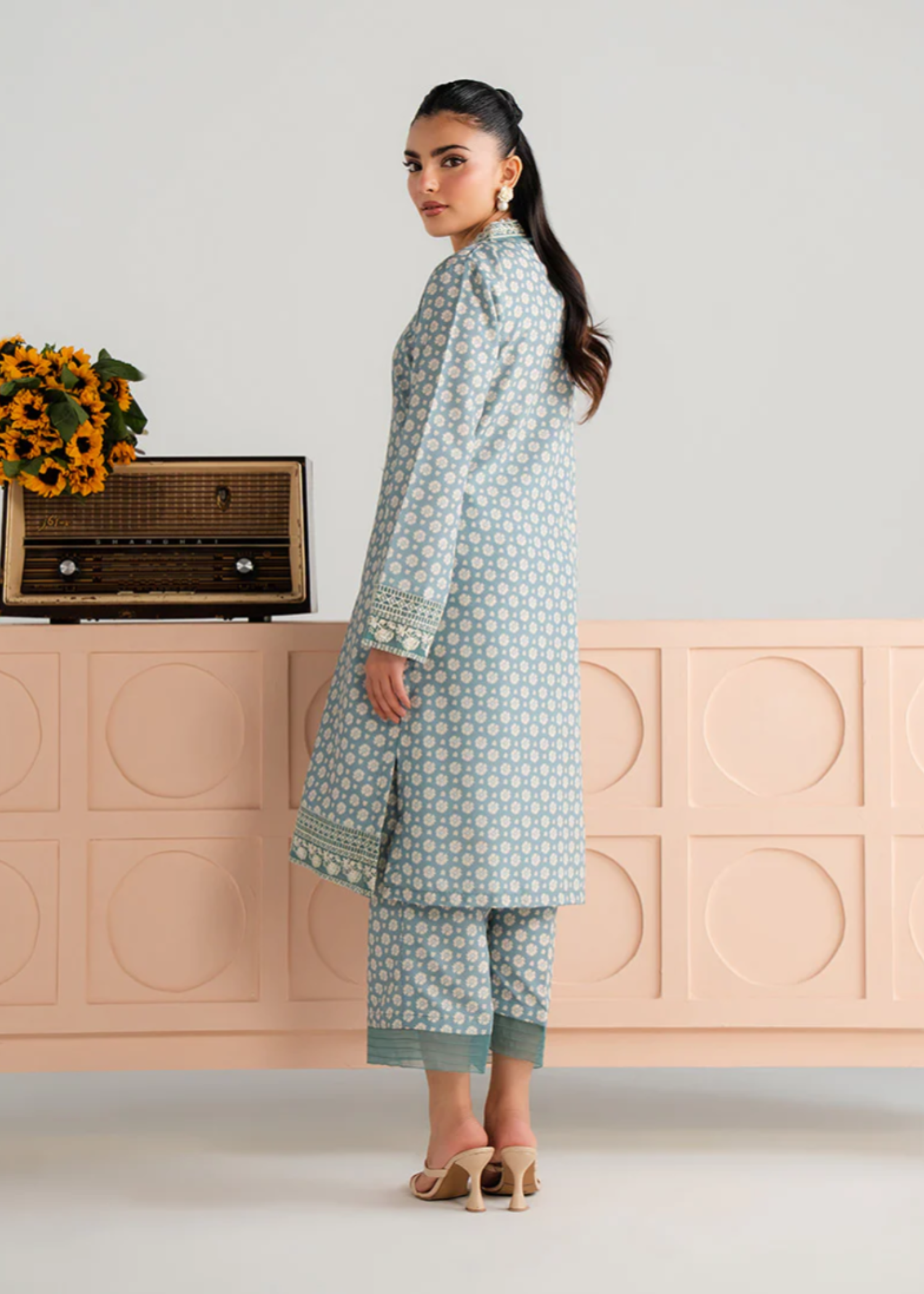 poly lawn Kurta Set in Lynx white