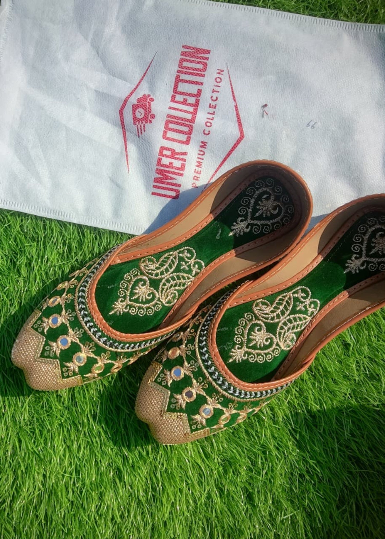Khussa in Green by - High Quality Women Khussa ACH4429