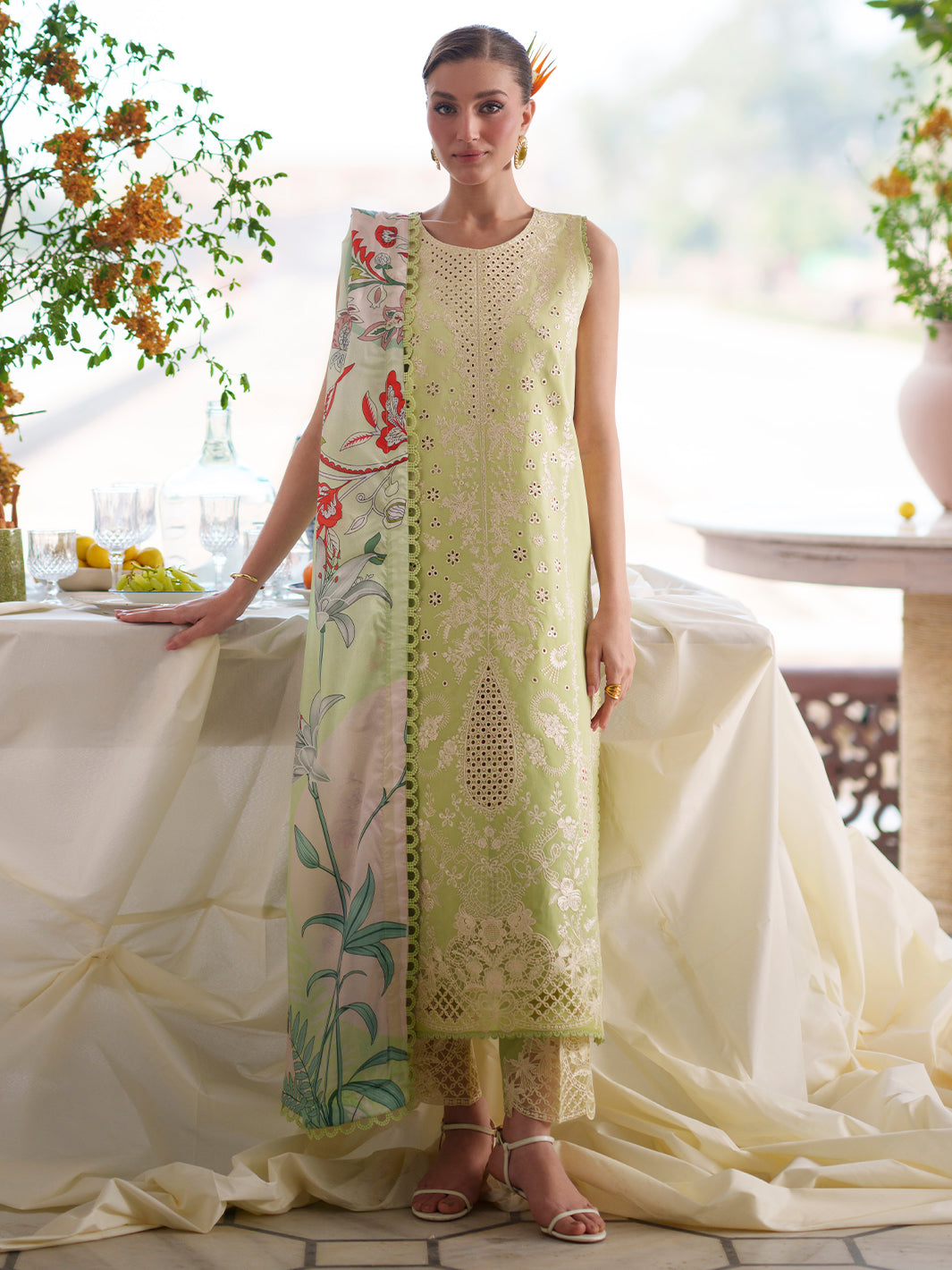 Nilofer Luxury Lawn – NL-06