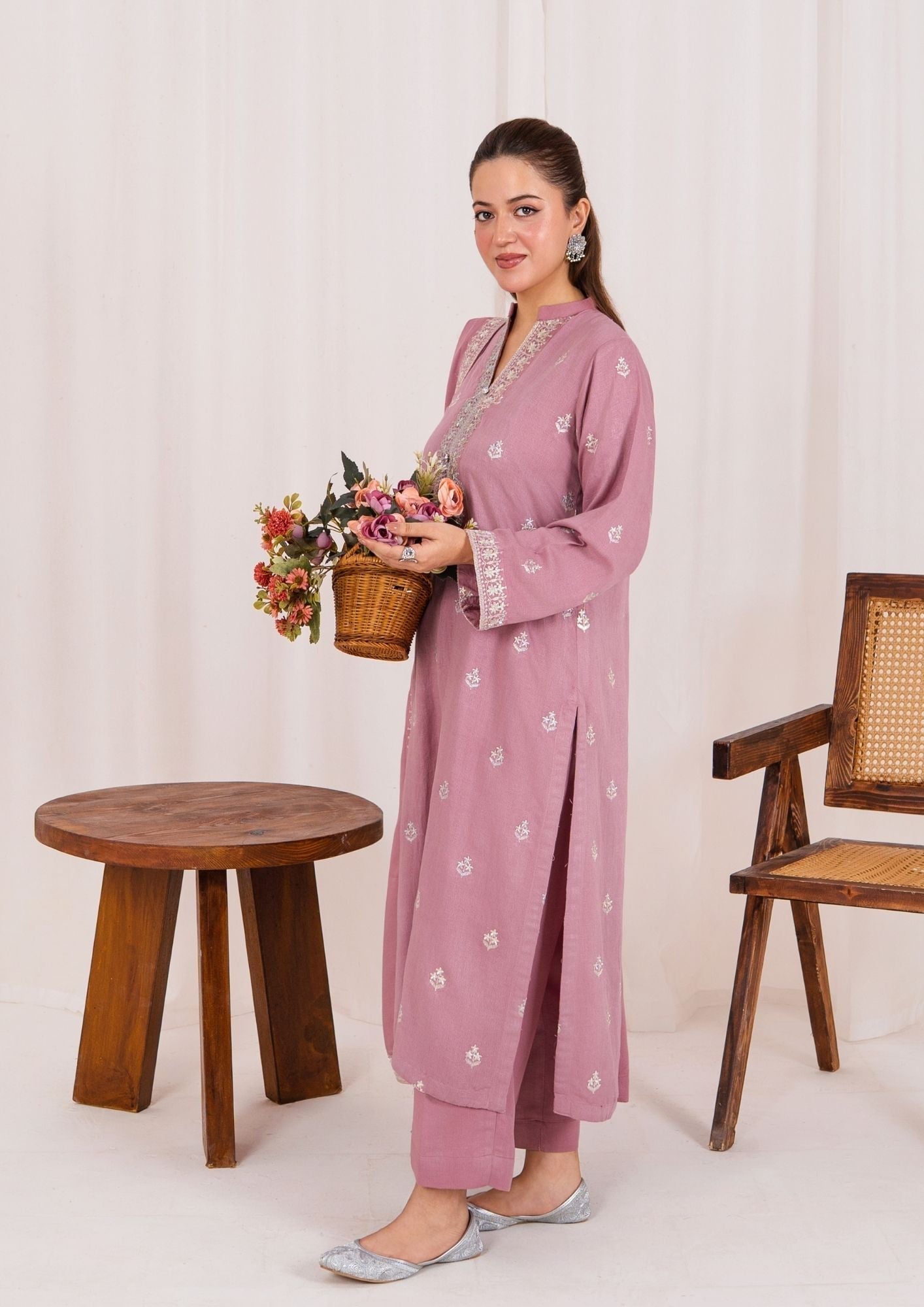 silk karandi Kurta Set in Tea rose pink