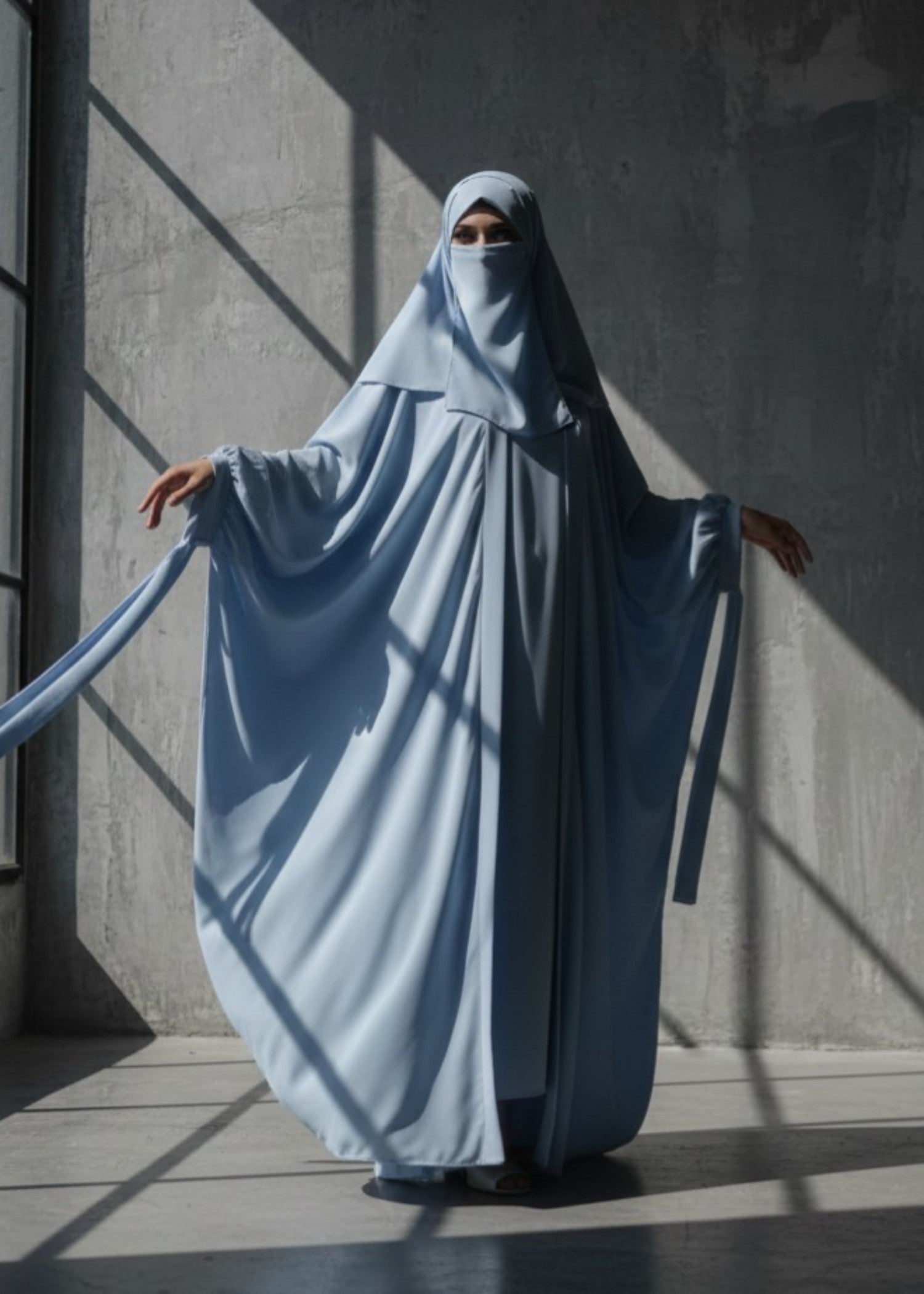 grip Abaya in Sky blue