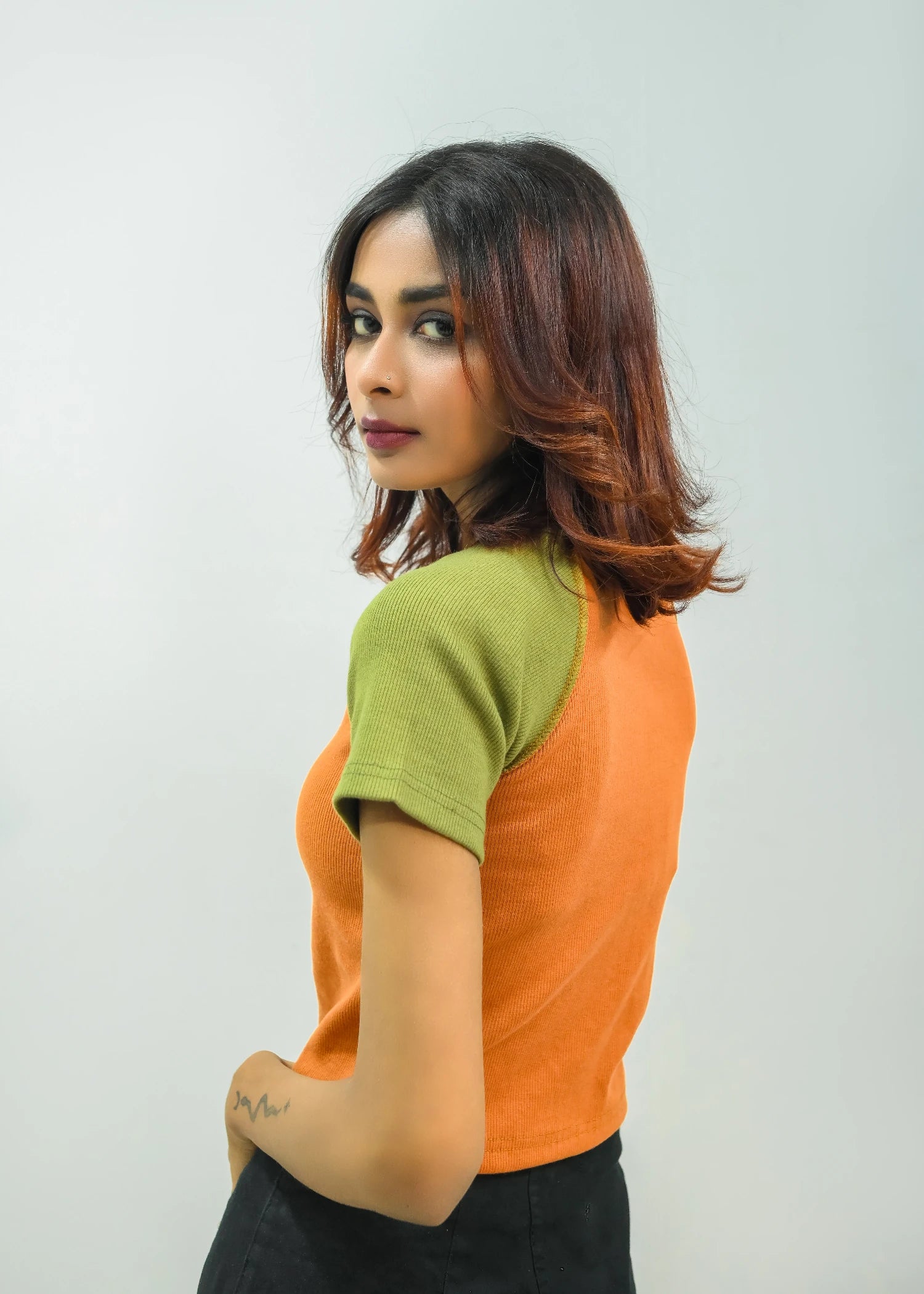 jersey knit Top in Olive green, flame
