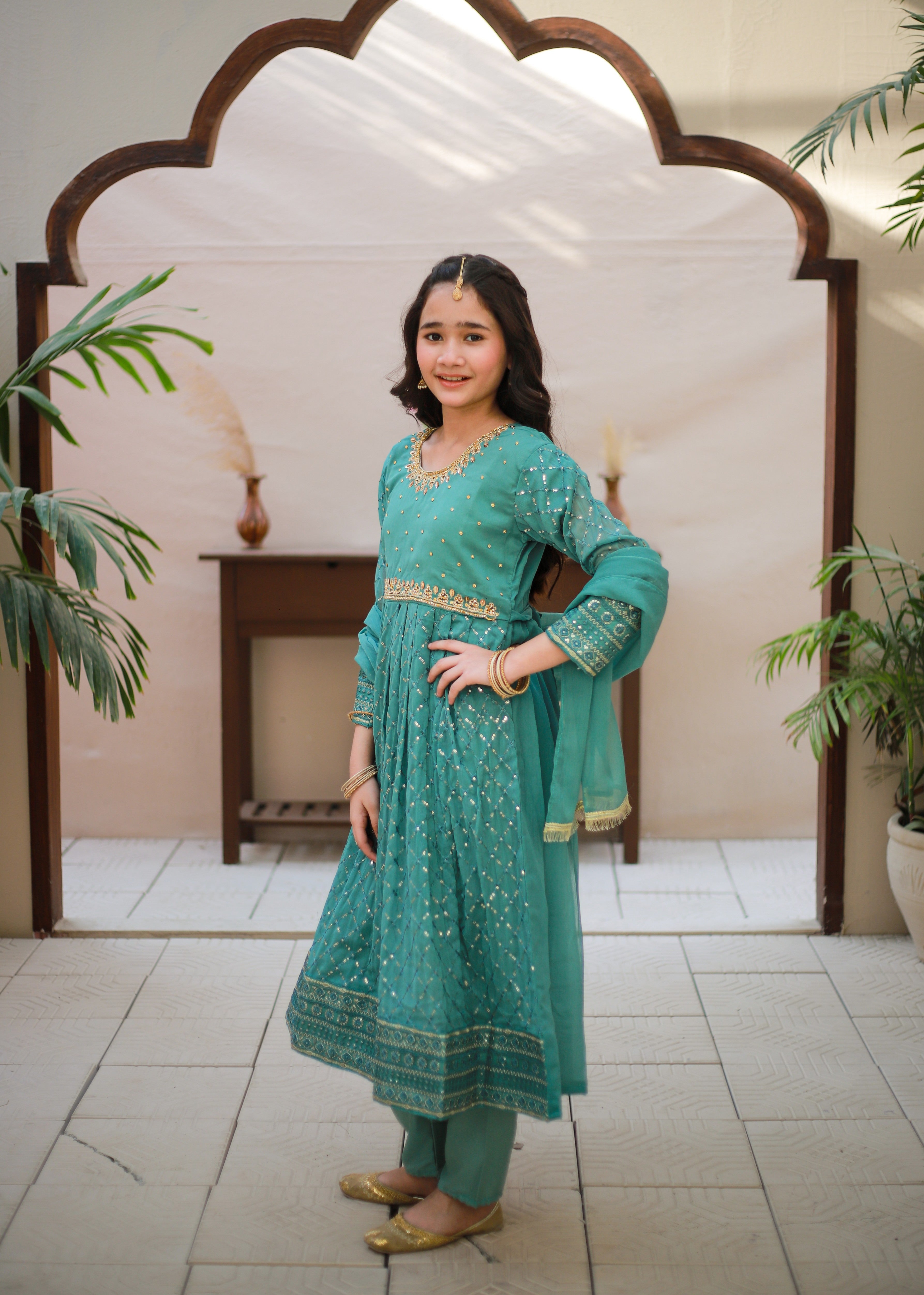 chiffon Pishwas in Turquoise