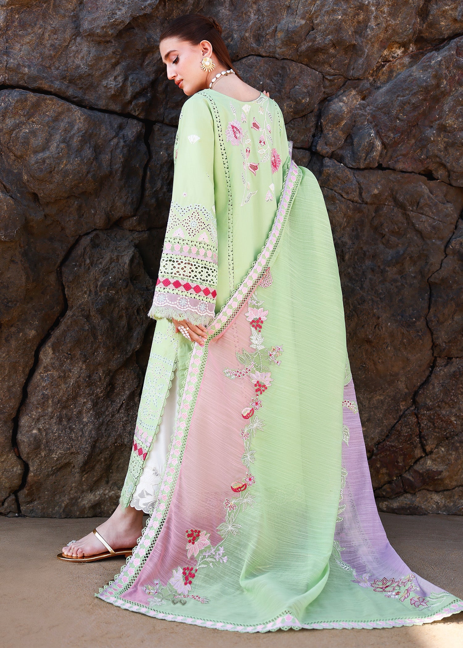 Breeze Festive Luxury Lawn – NOOR-2-B