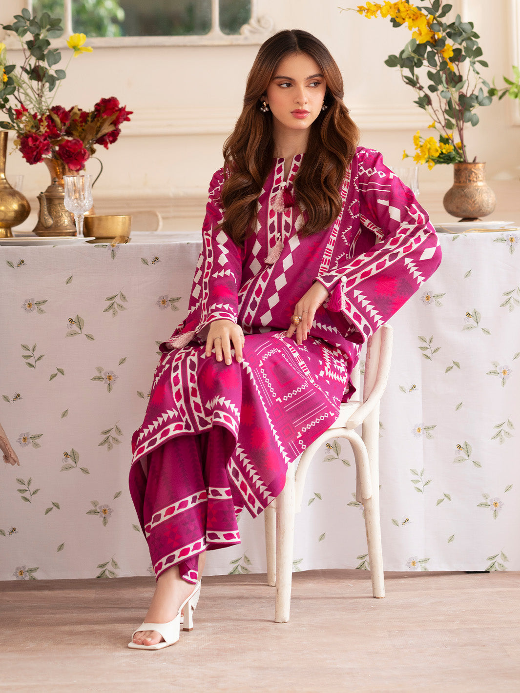 Noir 2PC Lawn – N-04